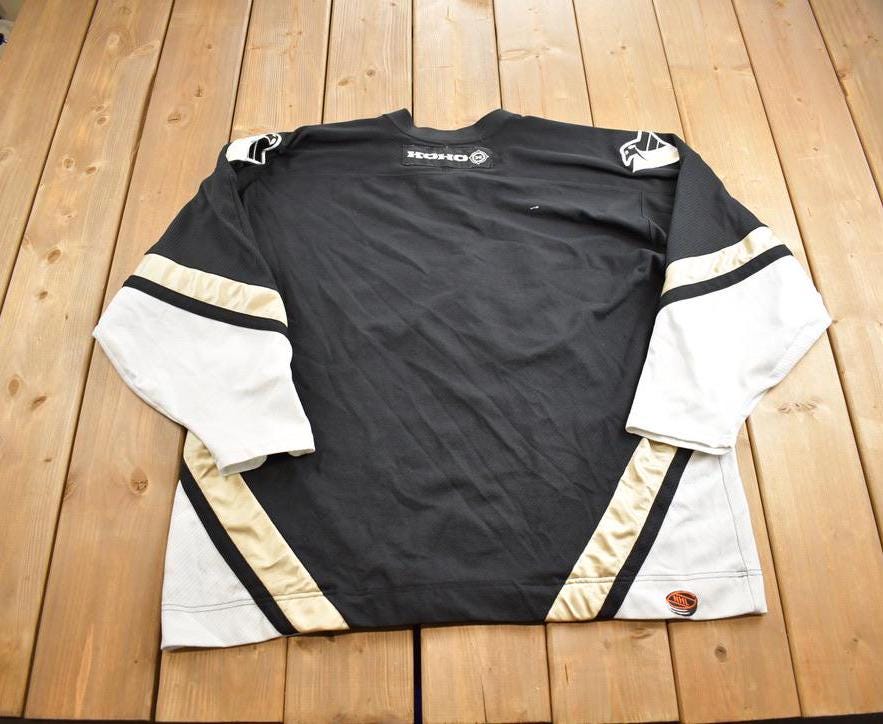Vintage 2000s Pittsburgh Penguins NHL KOHO Embroidered Hockey Jersey Size 2X