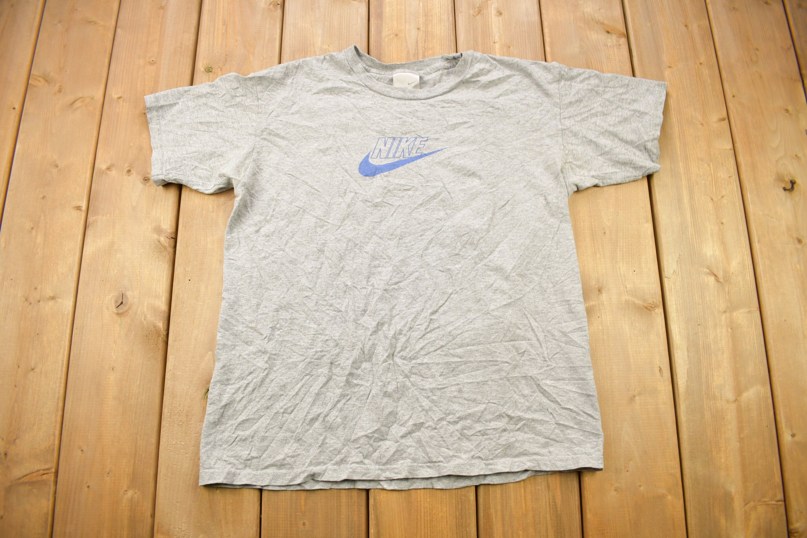 Vintage Y2K Nike Center Swoosh Youth Size Graphic T-Shirt