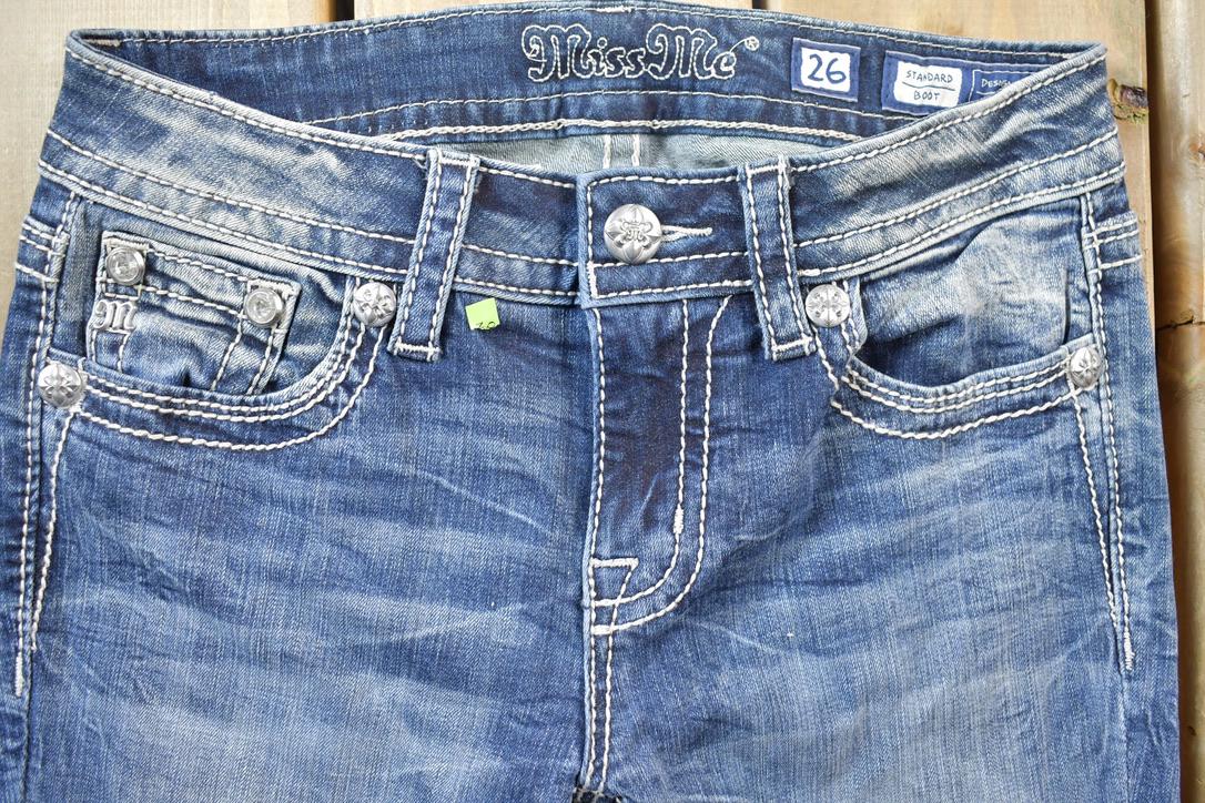Vintage Y2K Miss Me Bedazzled Low Rise Jeans Size 26x31