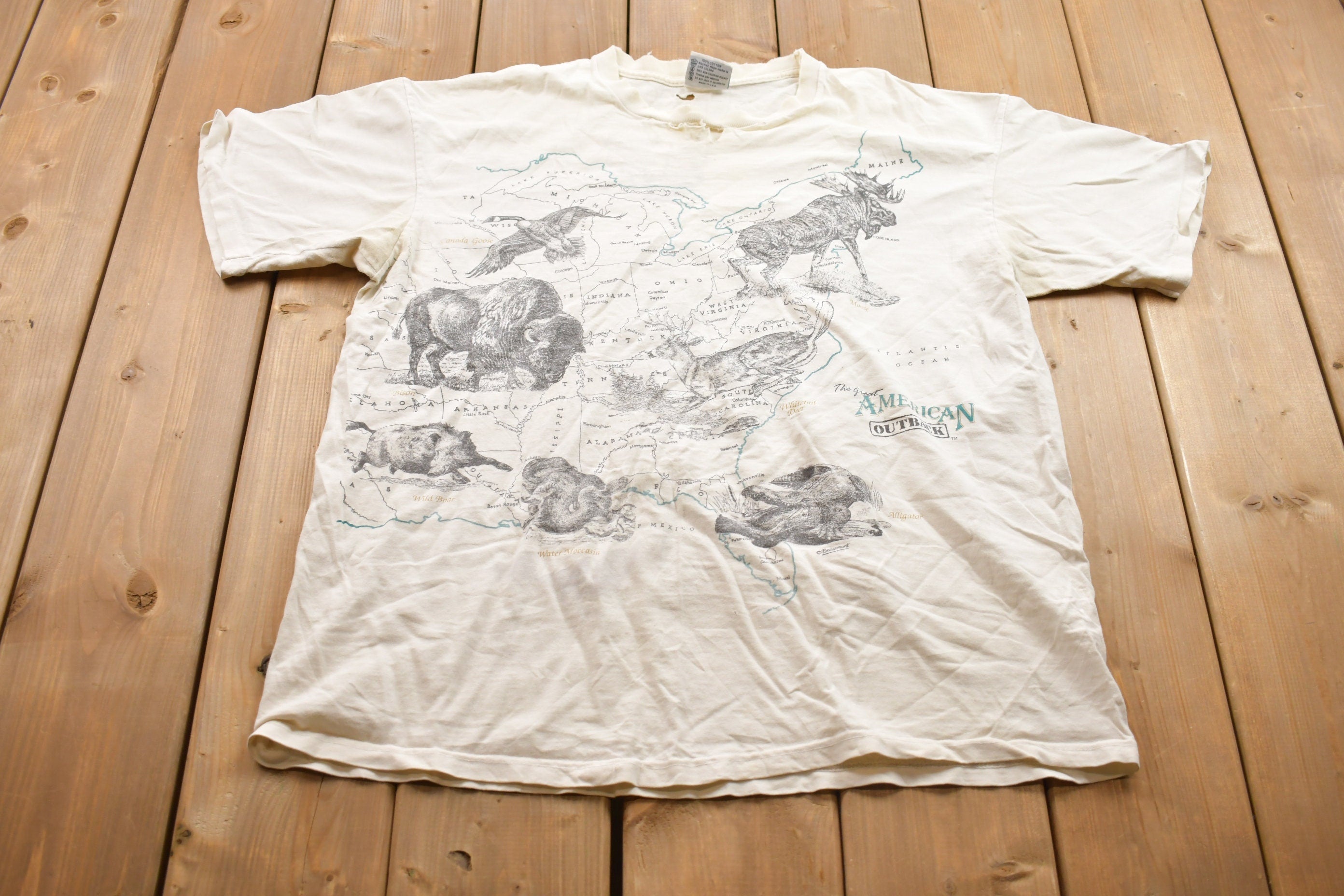Vintage 1990s American Outback Apparel USA Map Animals Graphic T-Shirt
