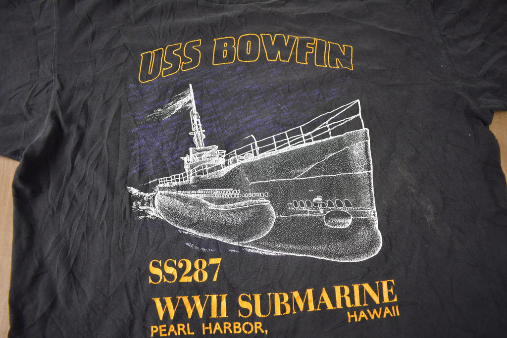 Vintage 1990s USS Bowfin SS287 WWII Submarine Single Stitch Graphic T Shirt Made In USA