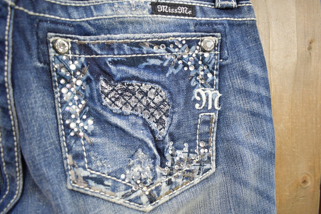 Vintage Y2K Miss Me Bedazzled Low Rise Jeans Size 26x31