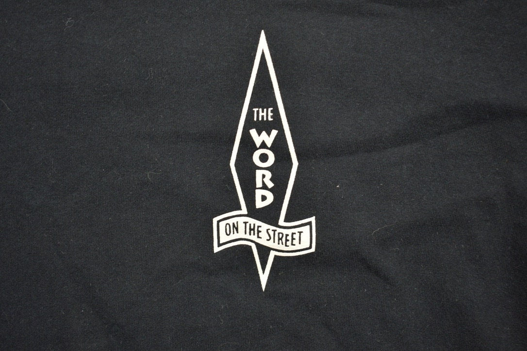 Vintage 1990s Roots Canada Graphic T-Shirt