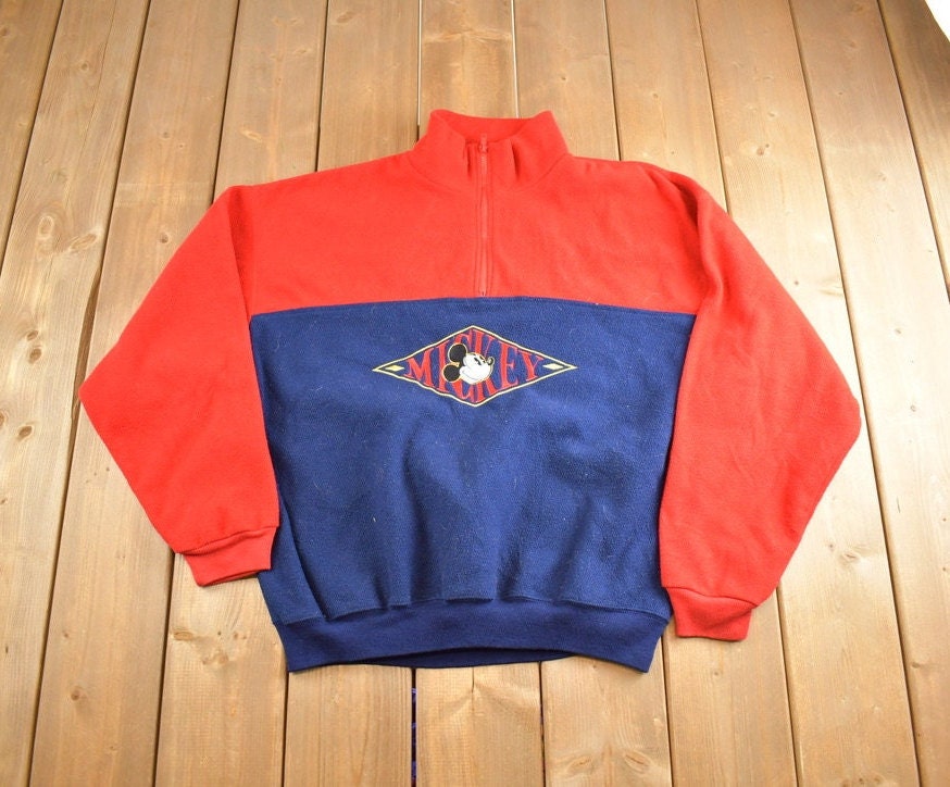 Vintage 1980s Mickey Mouse Embroidered Disney Fleece Sweater