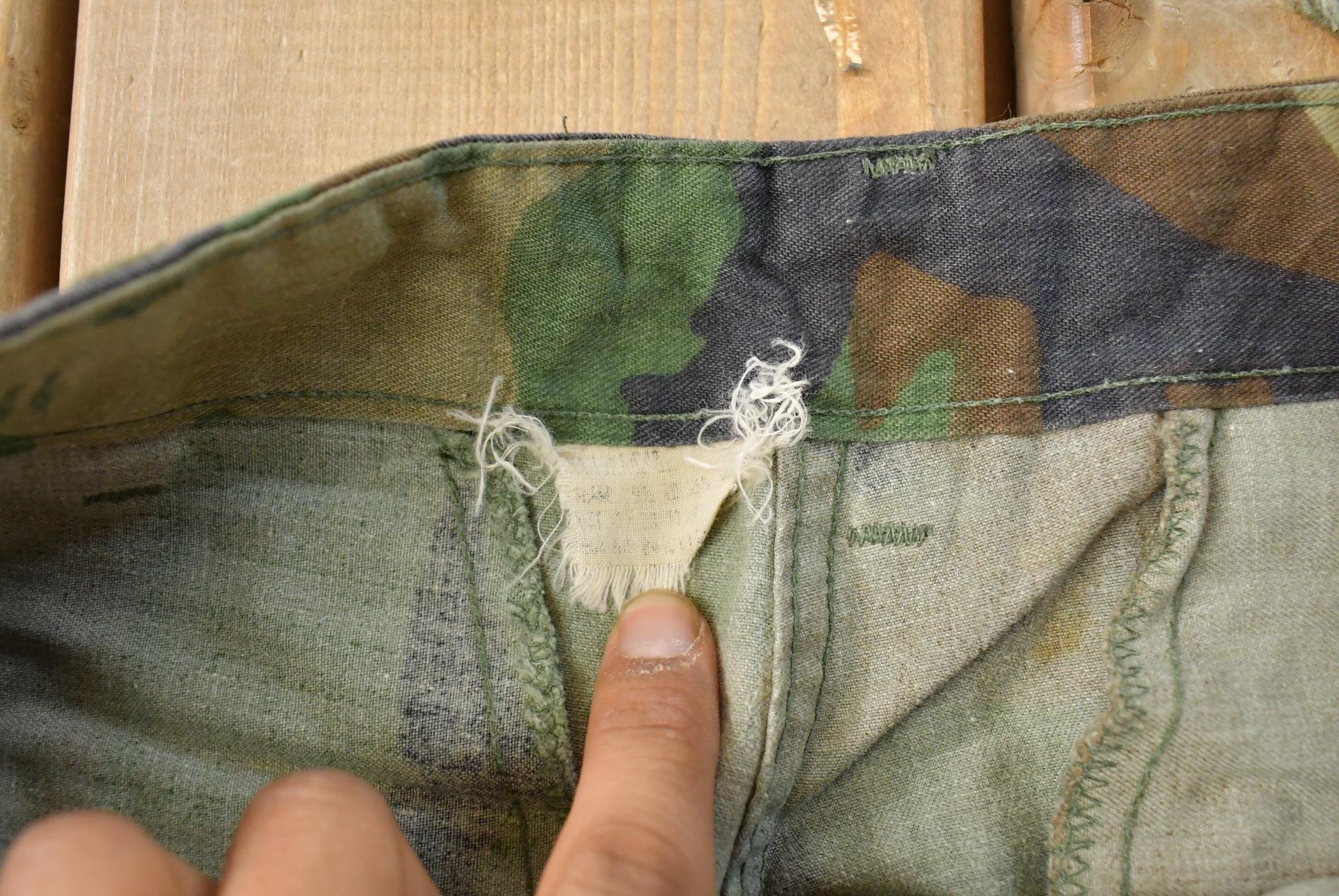Vintage 1990s Army Woodland Camouflage Cargo Pants Men's Small