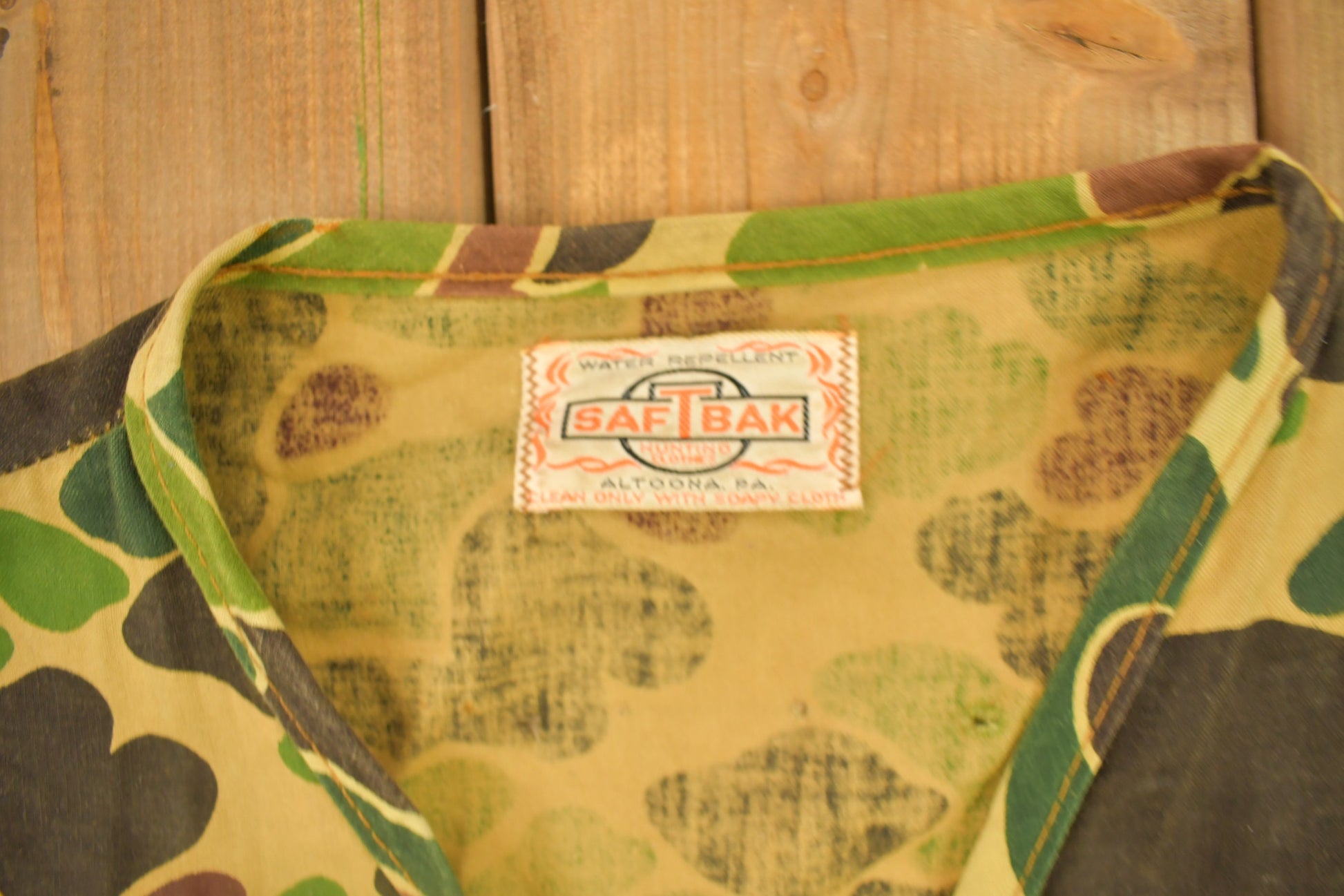 Vintage 1970s Saf T Bak Camo Hunting Vest