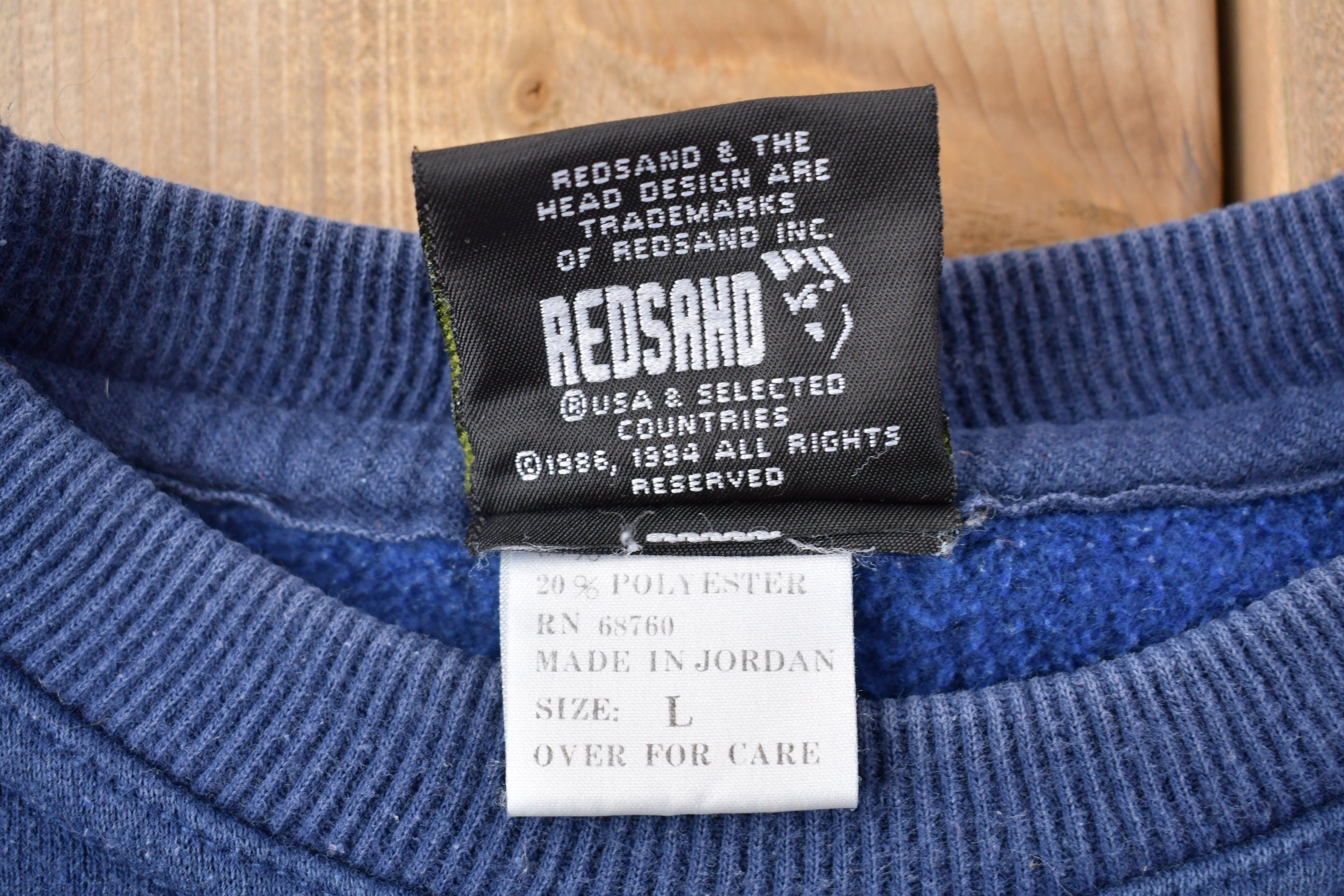 Vintage 1990s Red Sand Coastal Soul Graphic Crewneck Sweatshirt