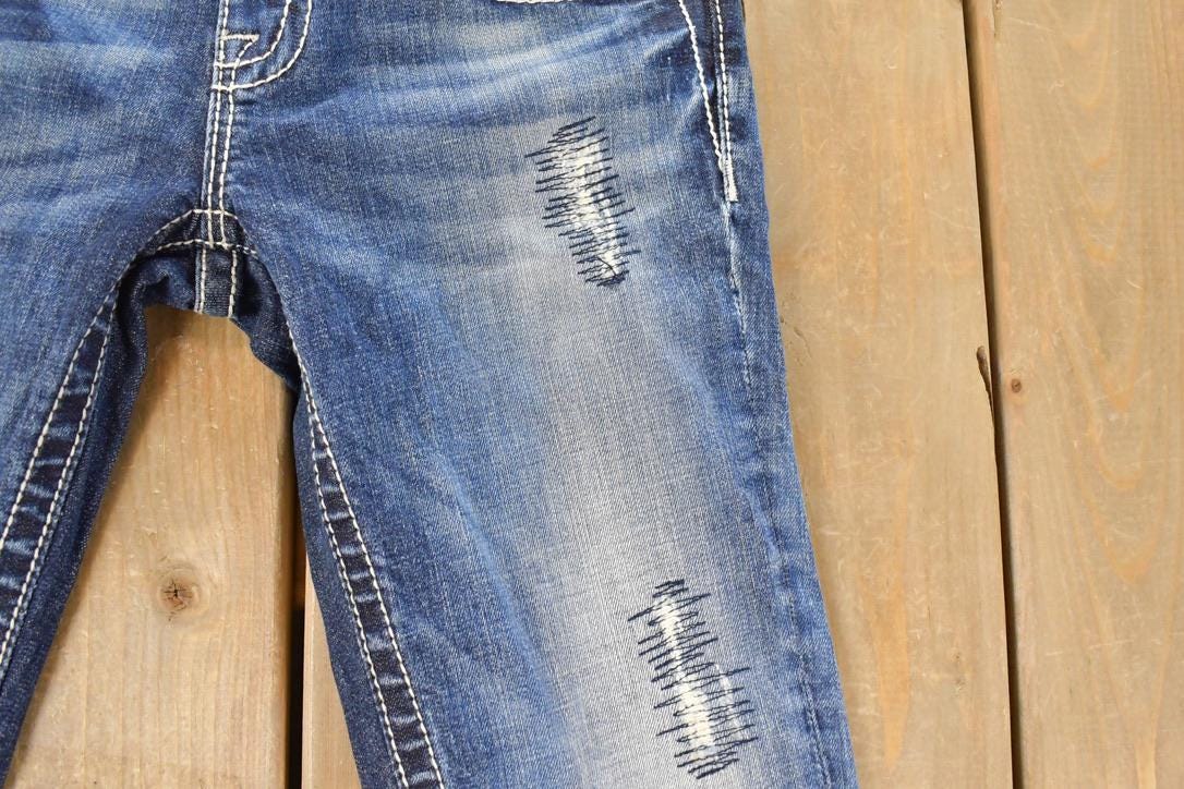 Vintage Deadstock Y2K Miss Me Bedazzled Low Rise Jeans Women's Size 26x31