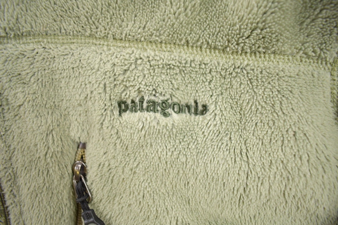 Vintage 1990s Patagonia Green Fleece Sweater / 90s Patagonia / Made In USA / Hiking / Baby Patagonia / 90s Patagonia