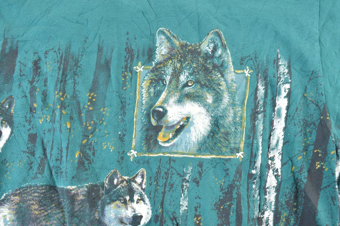 Vintage 1990s 2 Wolves All Over Print Outdoors T-Shirt