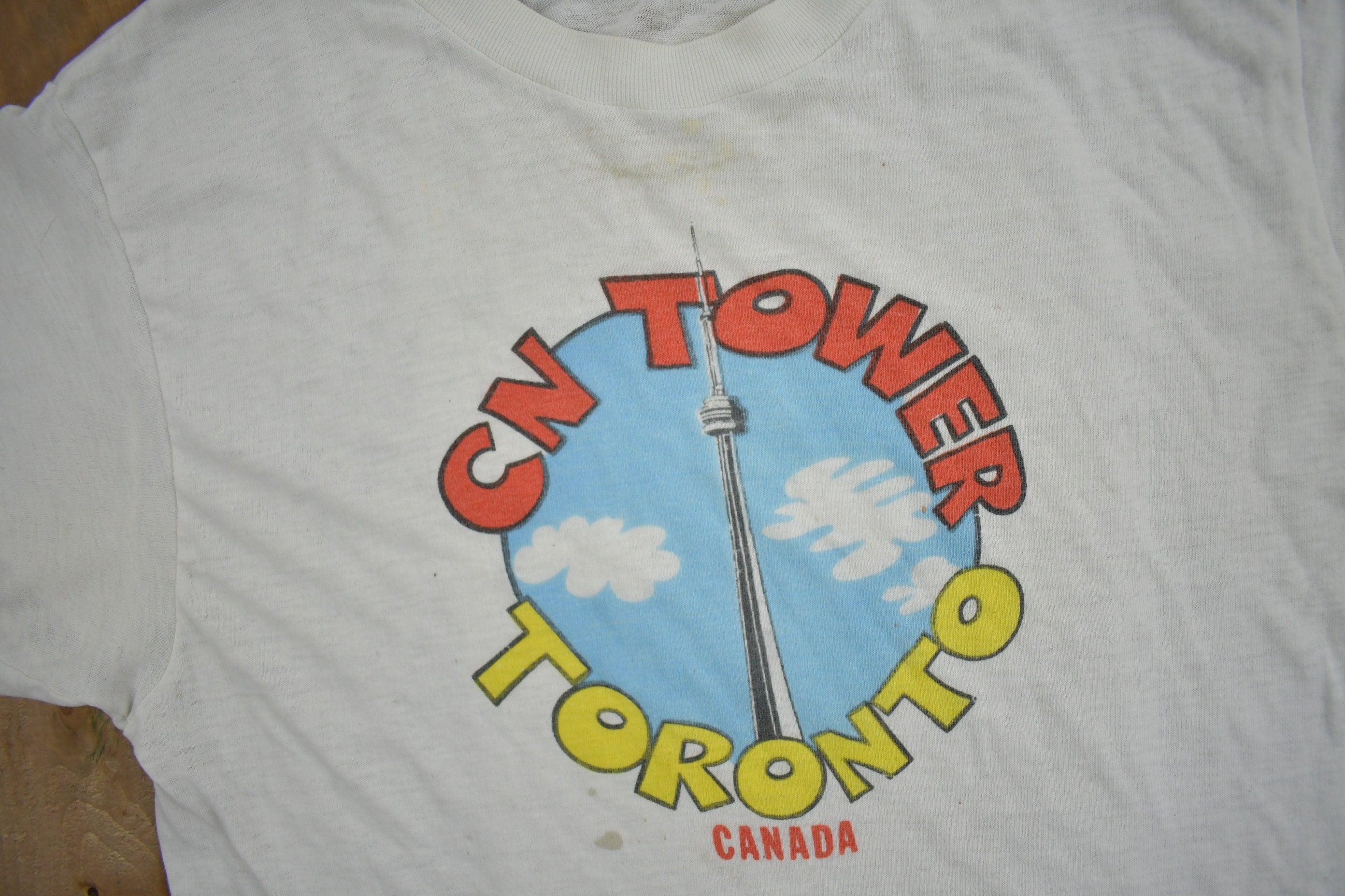 Vintage 1980s Toronto Canada CN Tower Souvenir T Shirt
