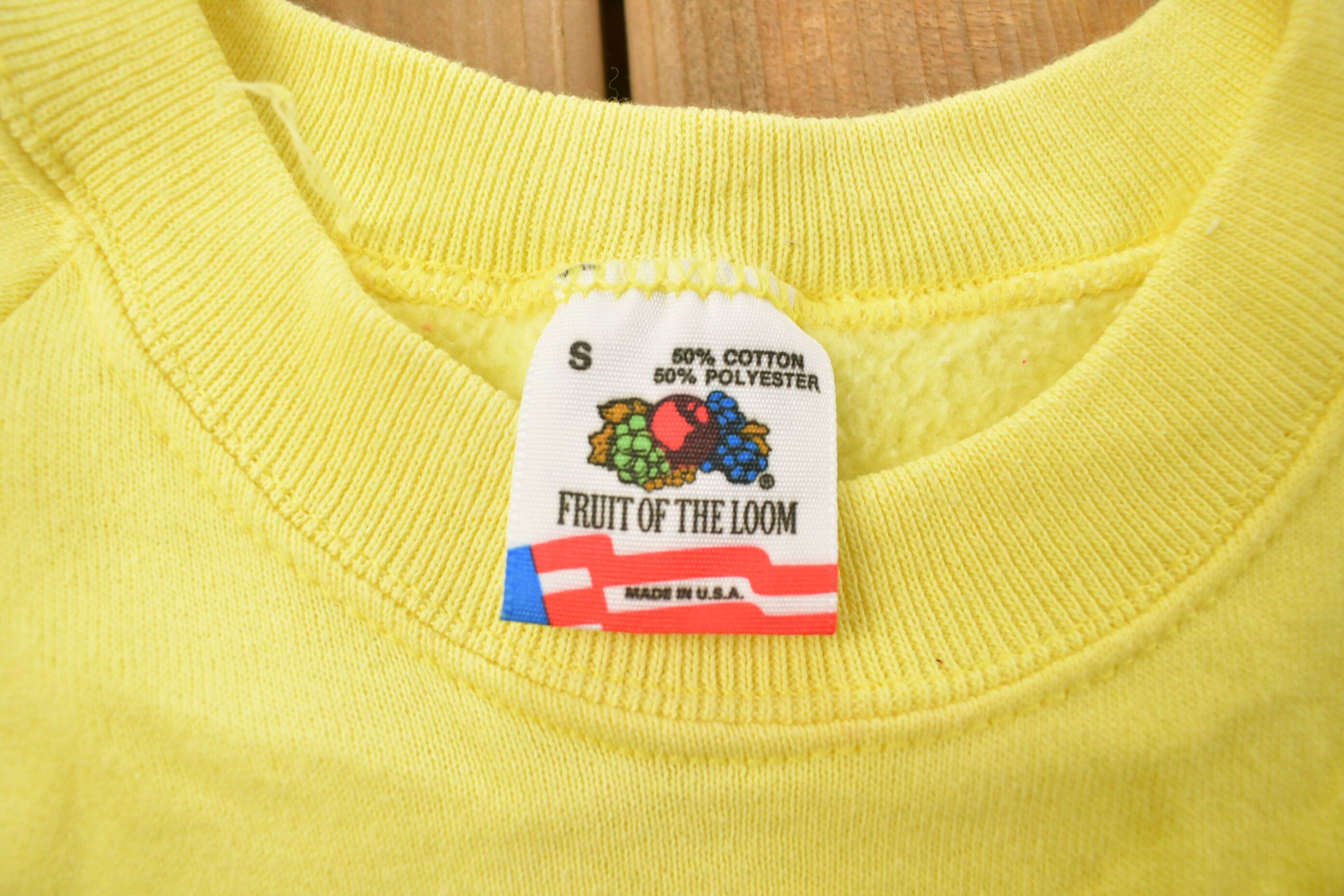 Vintage 1990s Yellow Fruit Of The Loom Blank Crewneck Sweatshirt