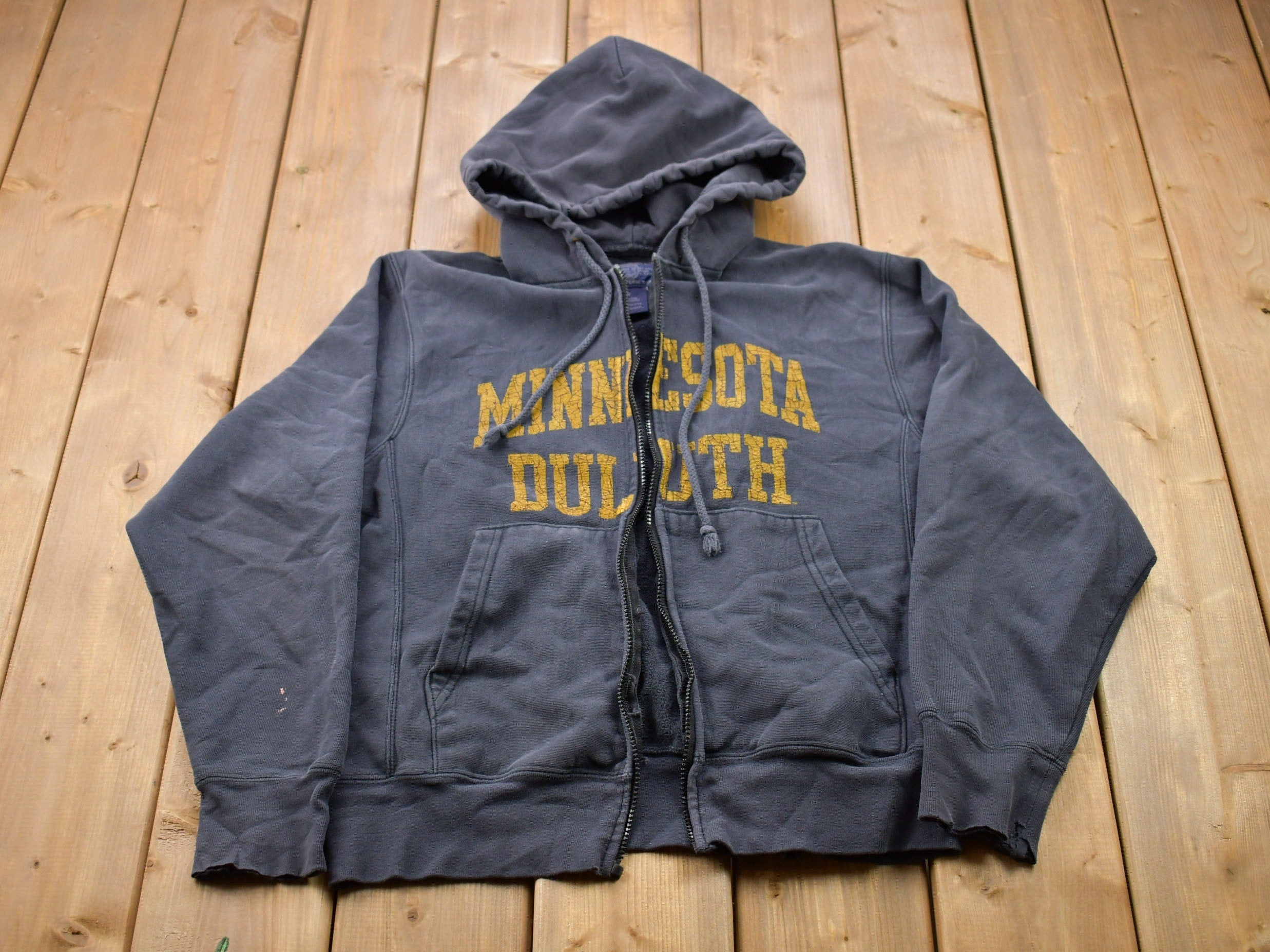Vintage 1990s Champion Reverse Weave Minnesota Duluth Graphic Hoodie
