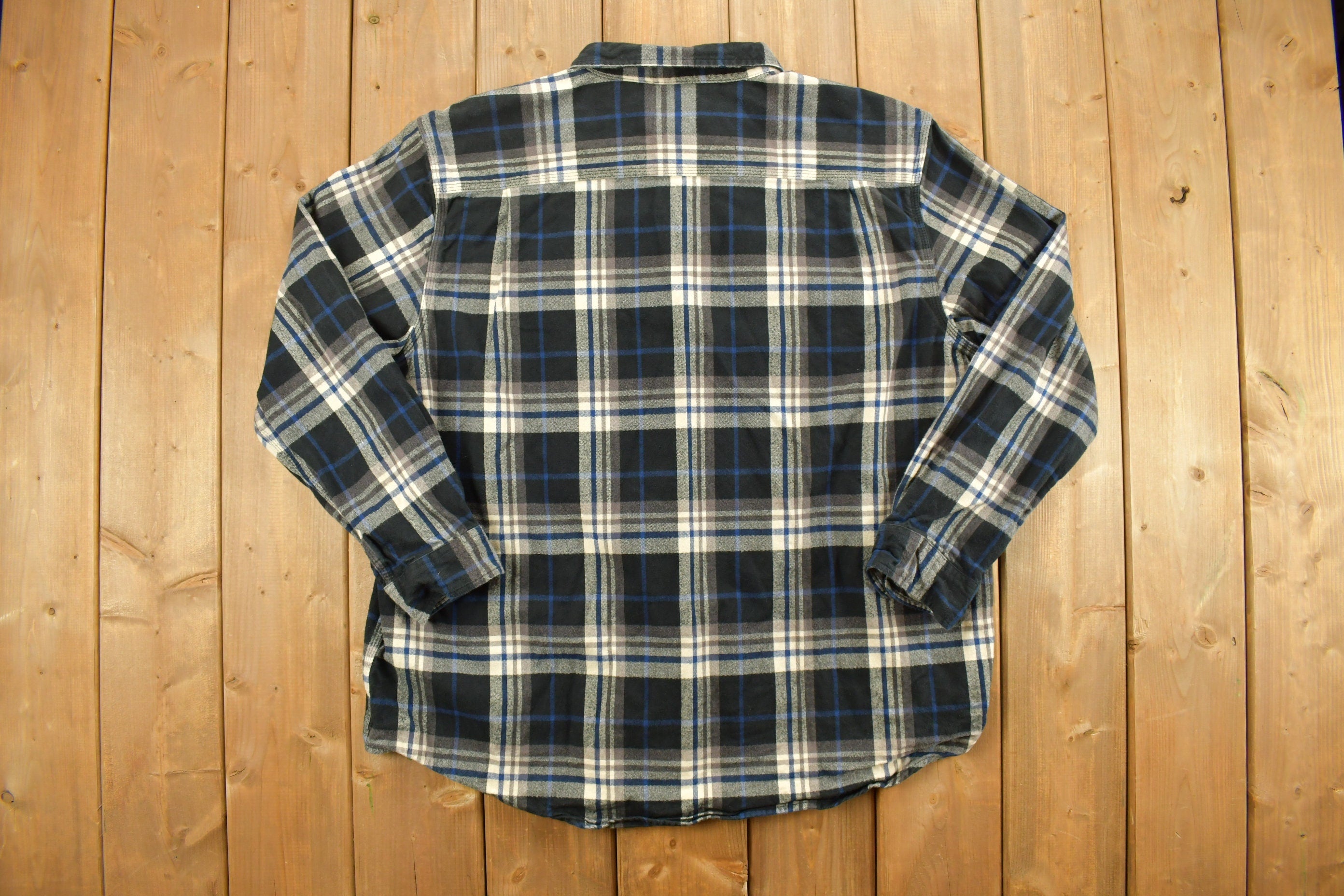Vintage 1990s Carhartt Plaid Button Up Shirt