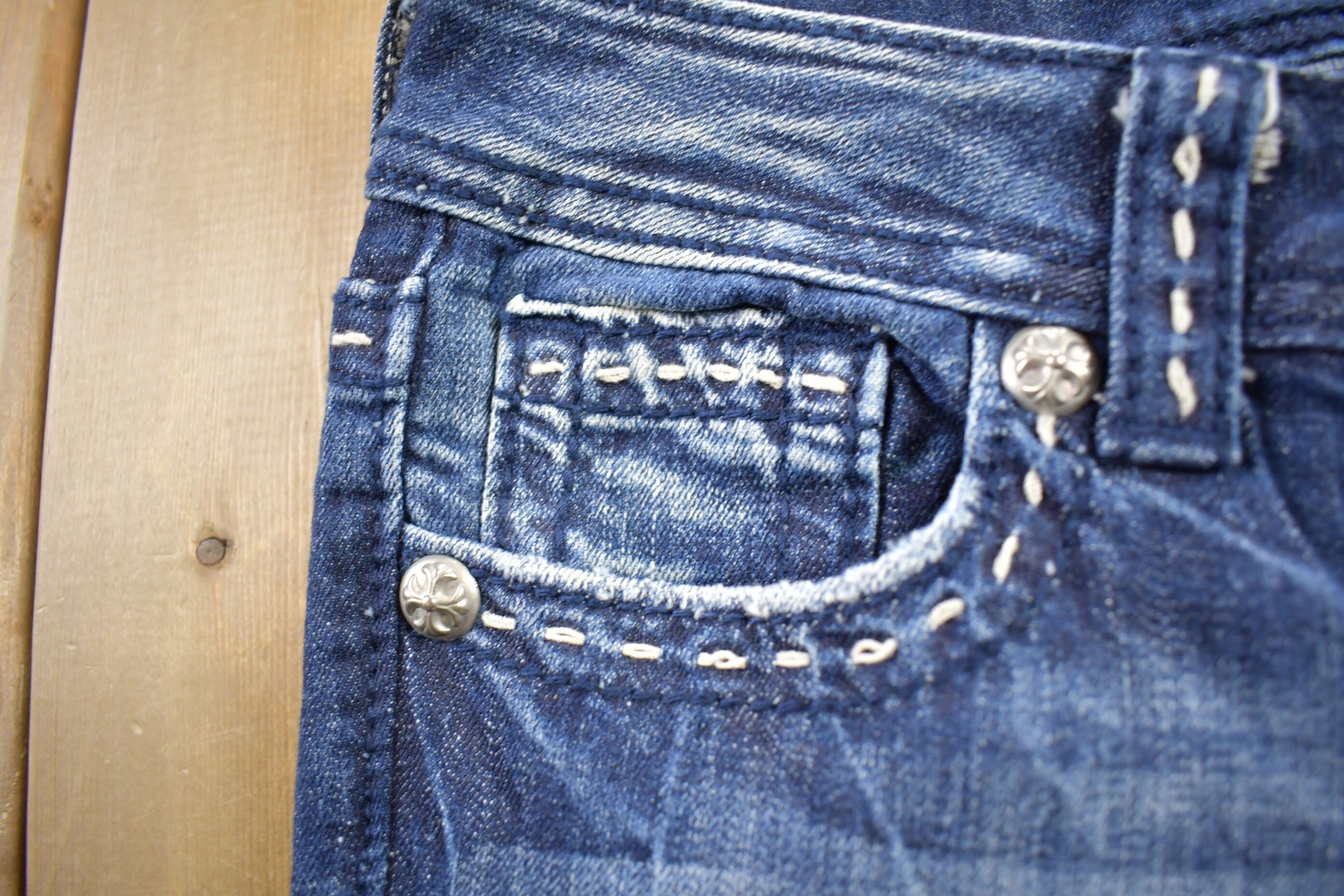 Vintage Y2K Miss Me Bedazzled Low Rise Jeans Size 26x33