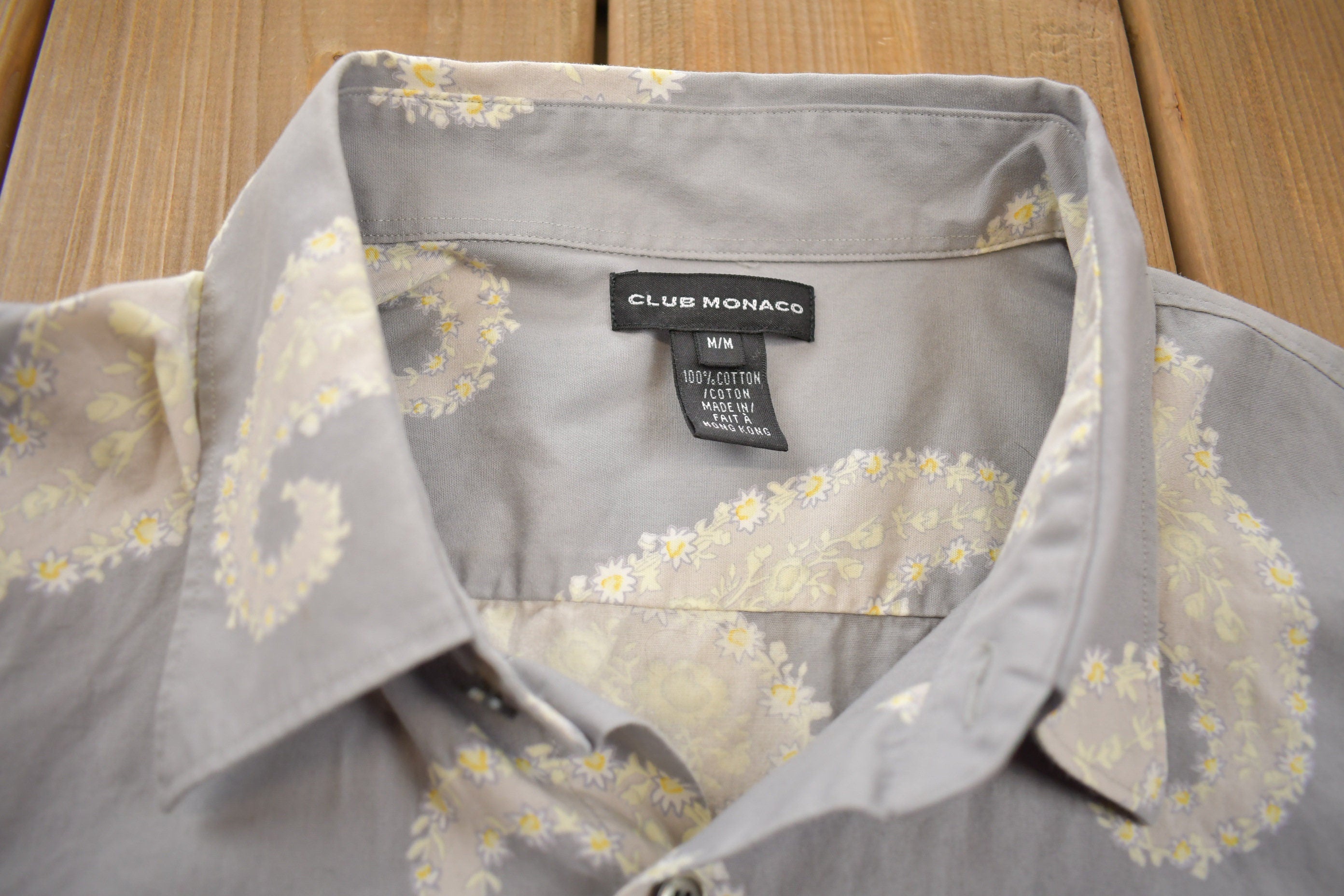 Vintage 2000s Club Monaco Button Up Shirt