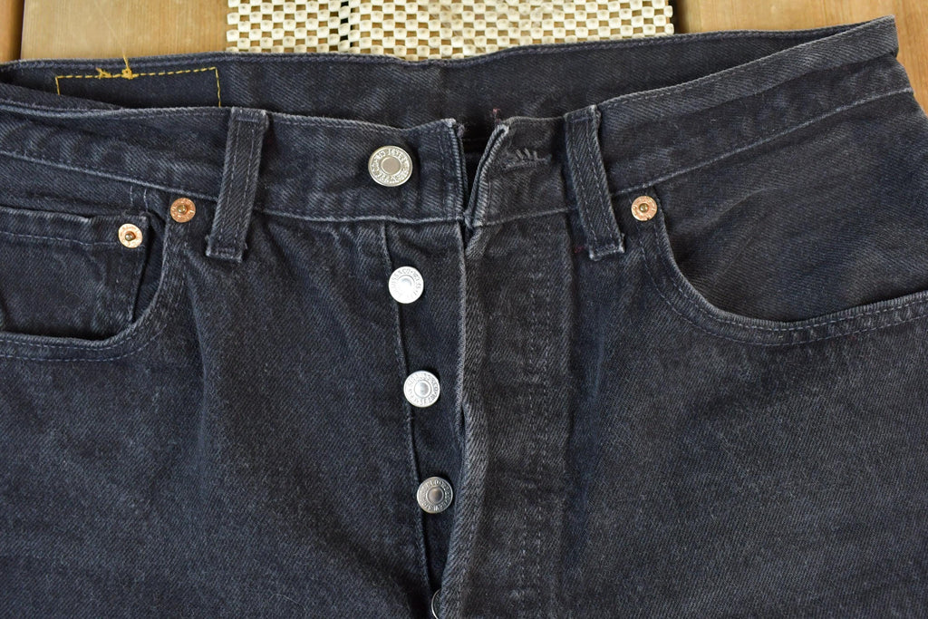 Vintage 1990s Levi Strauss 501 Red Tab Denim Button Fly Jeans Size 31 x 32