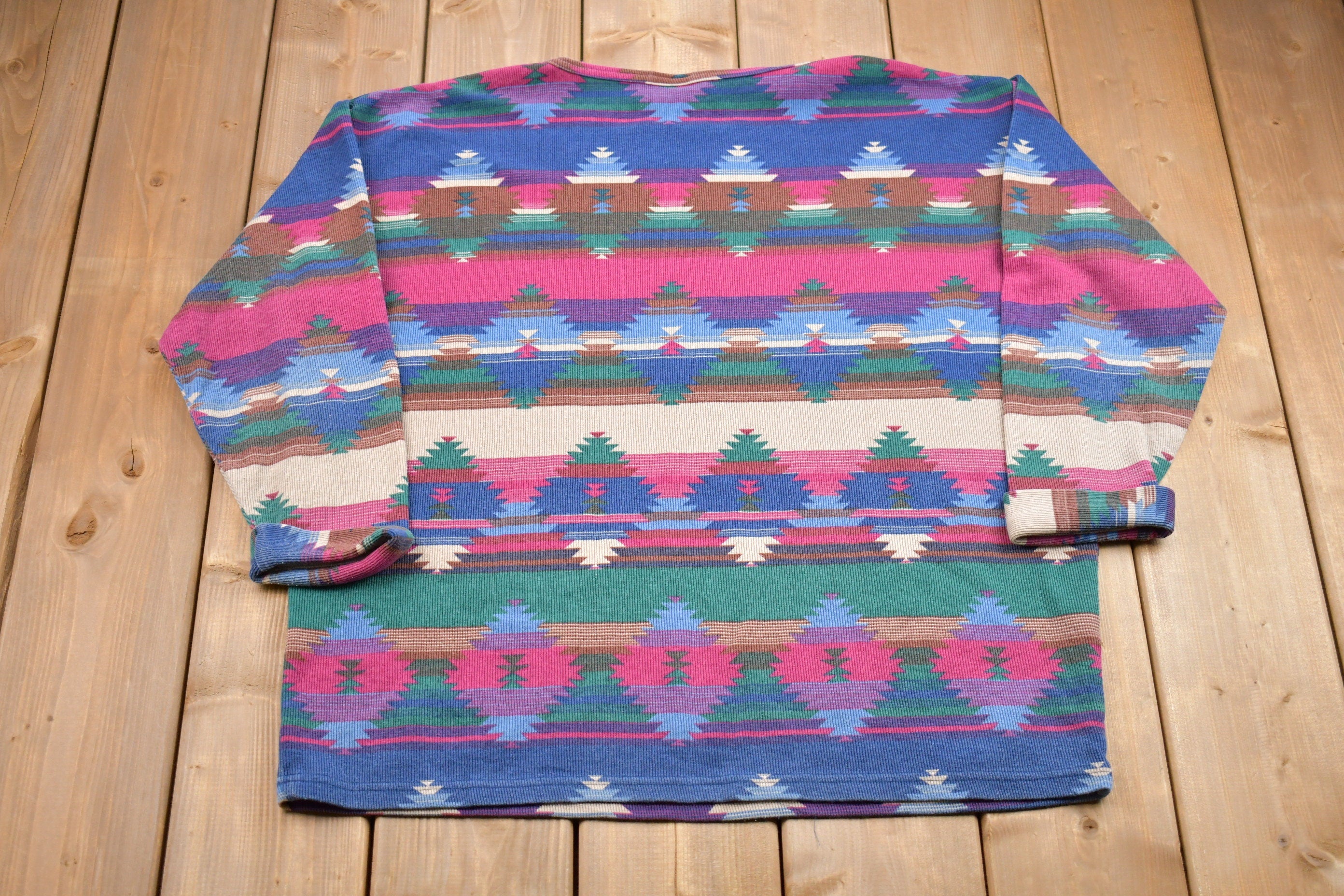 Vintage 1990s Huntington Ridge Waffle Knit Aztec Crewneck Sweatshirt