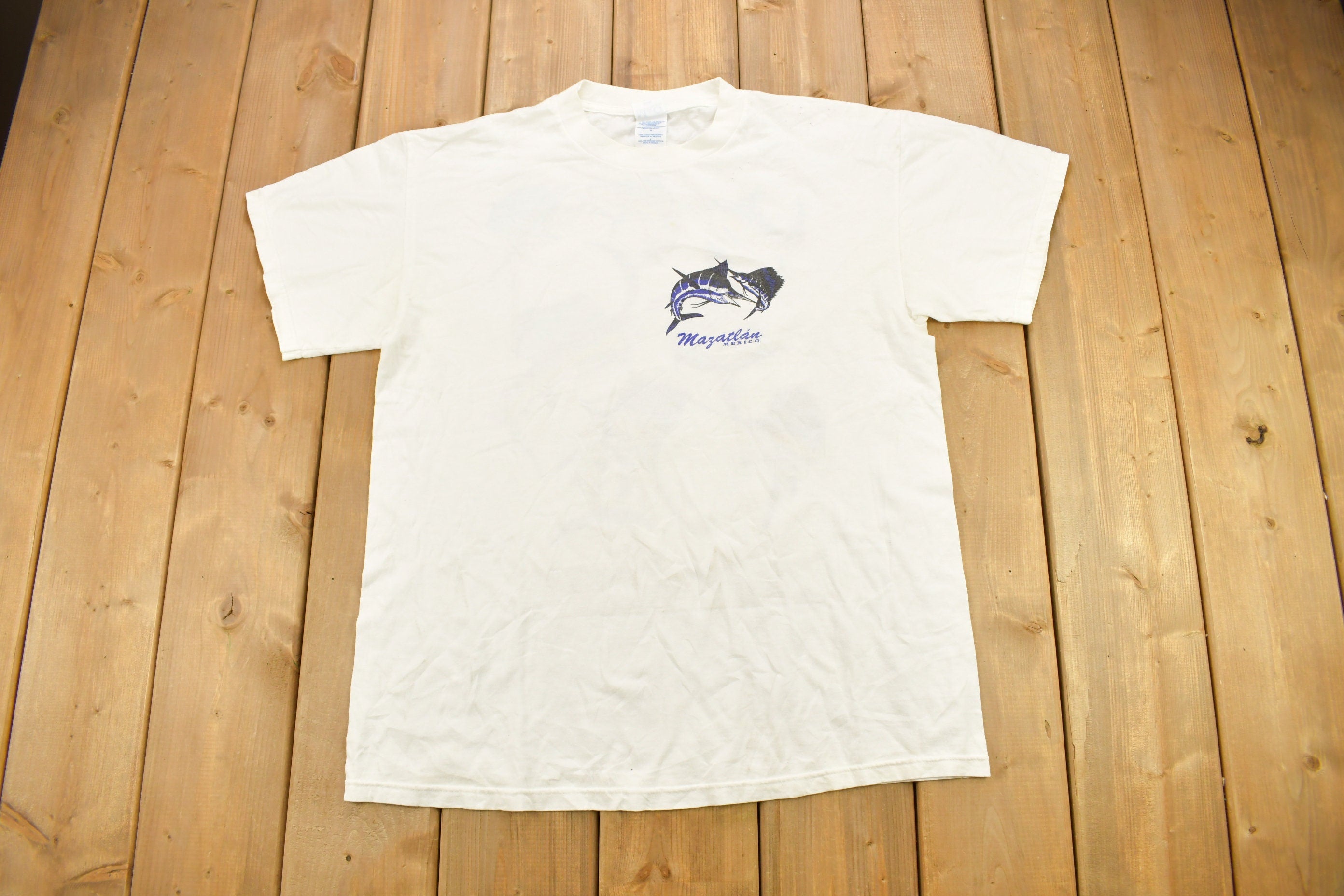 Vintage 1990s Mazatlán Mexico Marlin Fish Theme Graphic T-Shirt