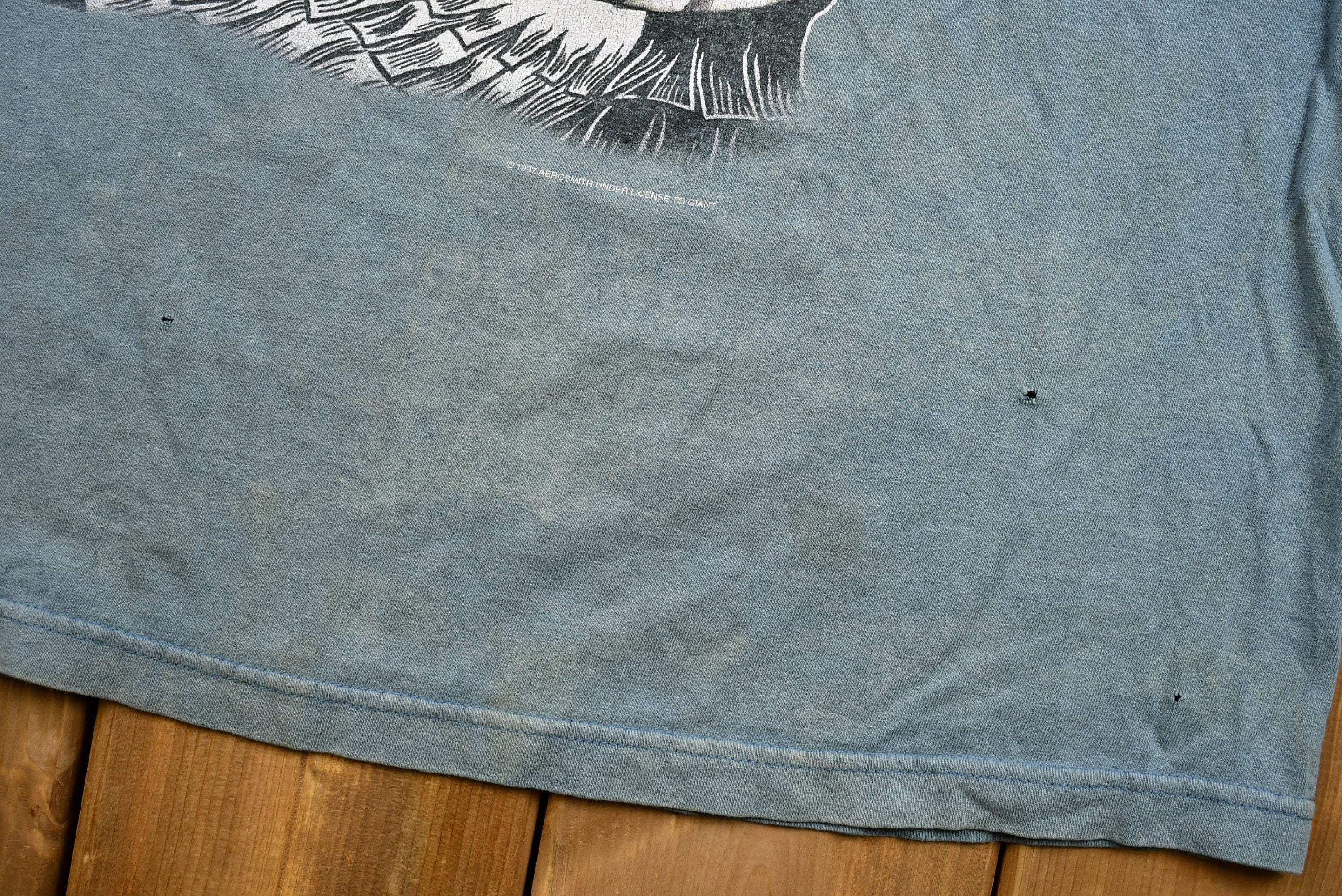 Vintage 1997 Naturally Distressed Aerosmith Nine Lives World Tour Graphic T-Shirt