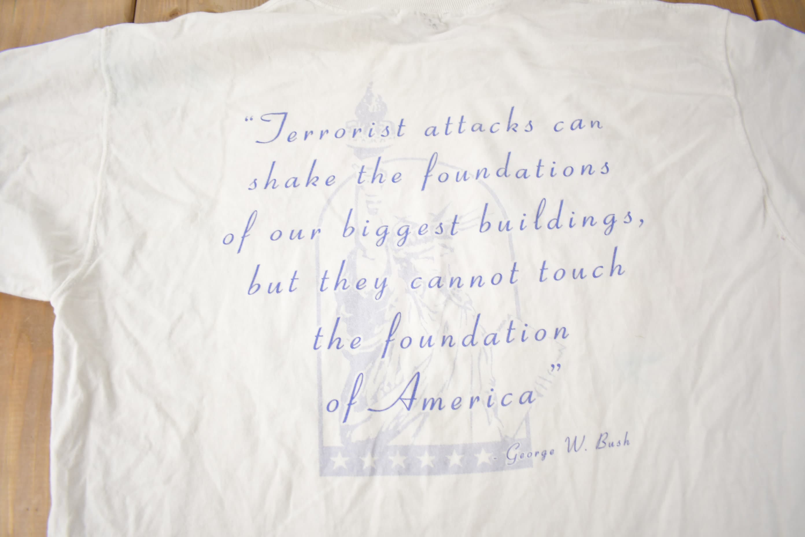Vintage 2001 911 Remembrance T-Shirt