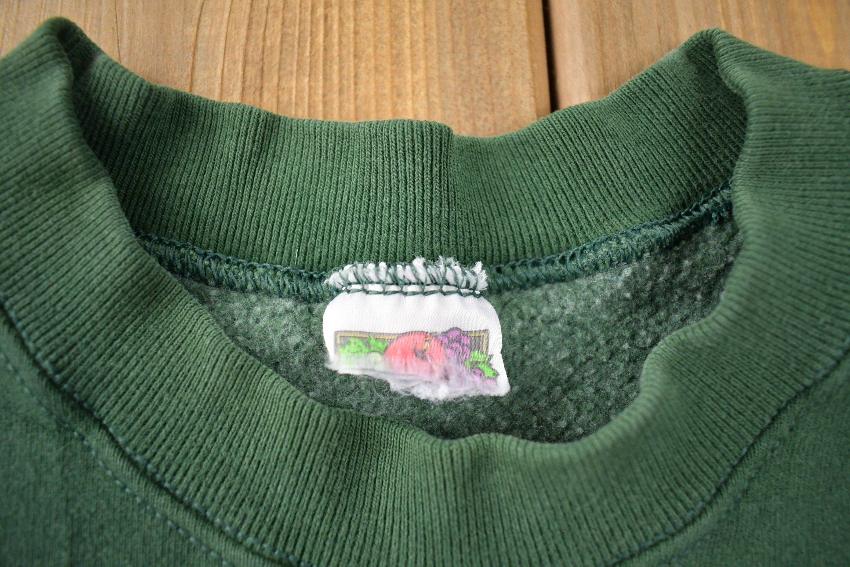 Vintage 1990s Iowa Lakes Community College Souvenir Travel Crewneck Sweatshirt