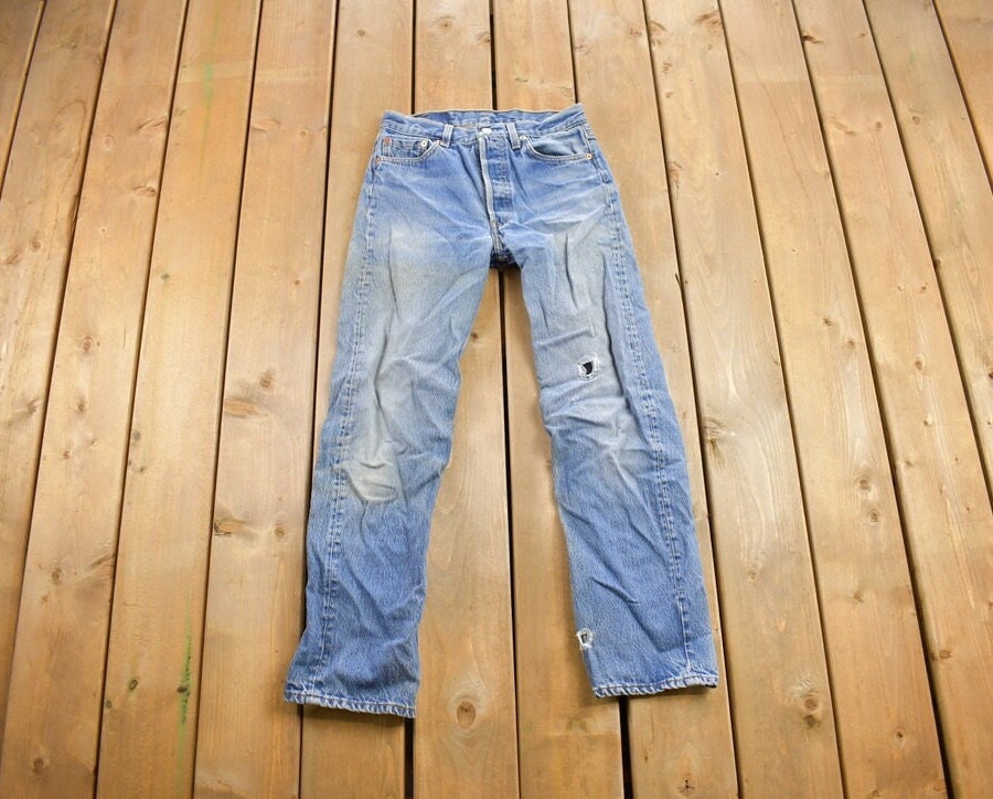 Vintage 1990s Levi's 501 Jeans Size 29x30