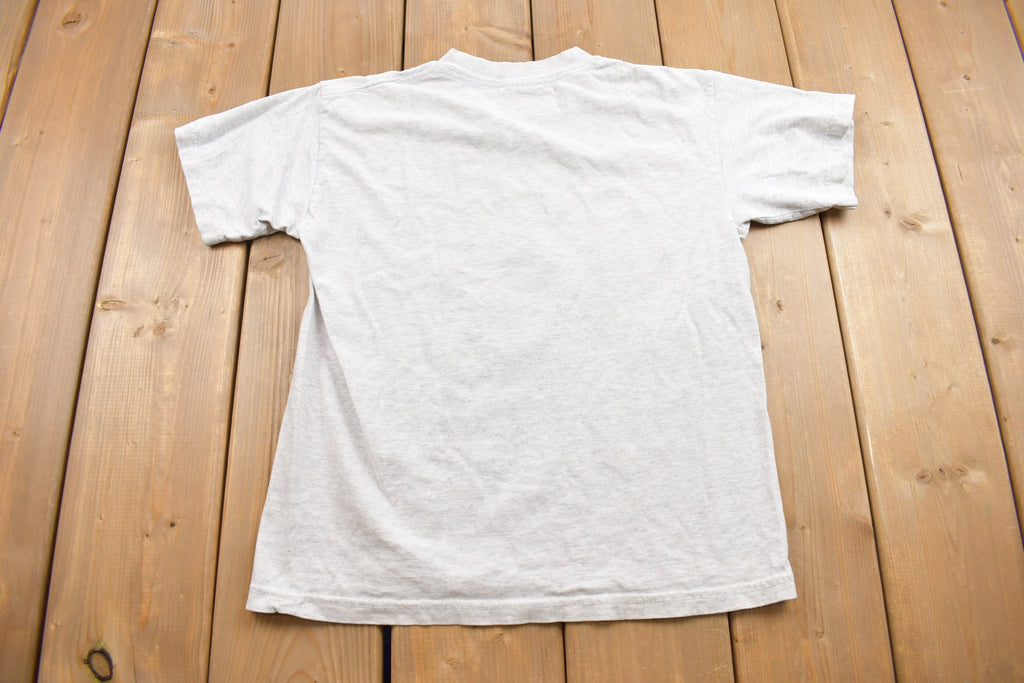 Vintage 2000 St. Paul Panthers Graphic T Shirt
