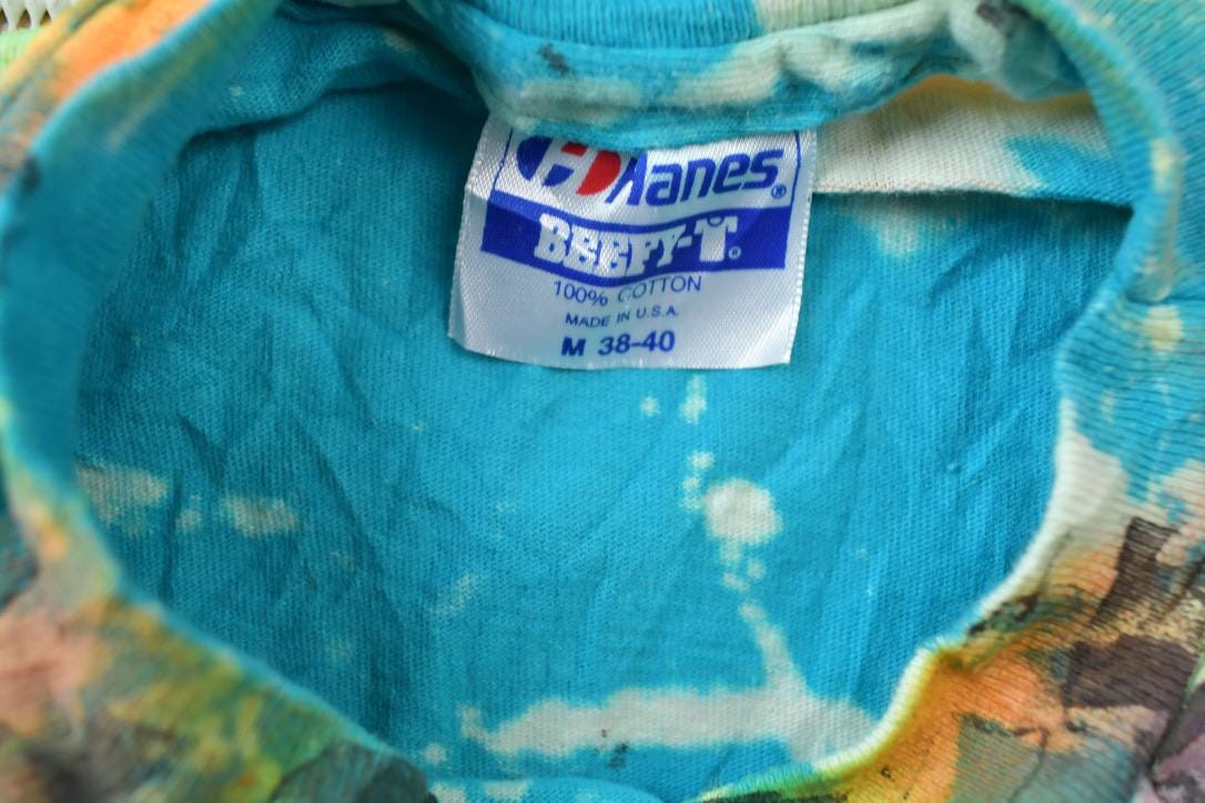 Vintage 1990s Hand Painted Crane Bird Graphic T-Shirt