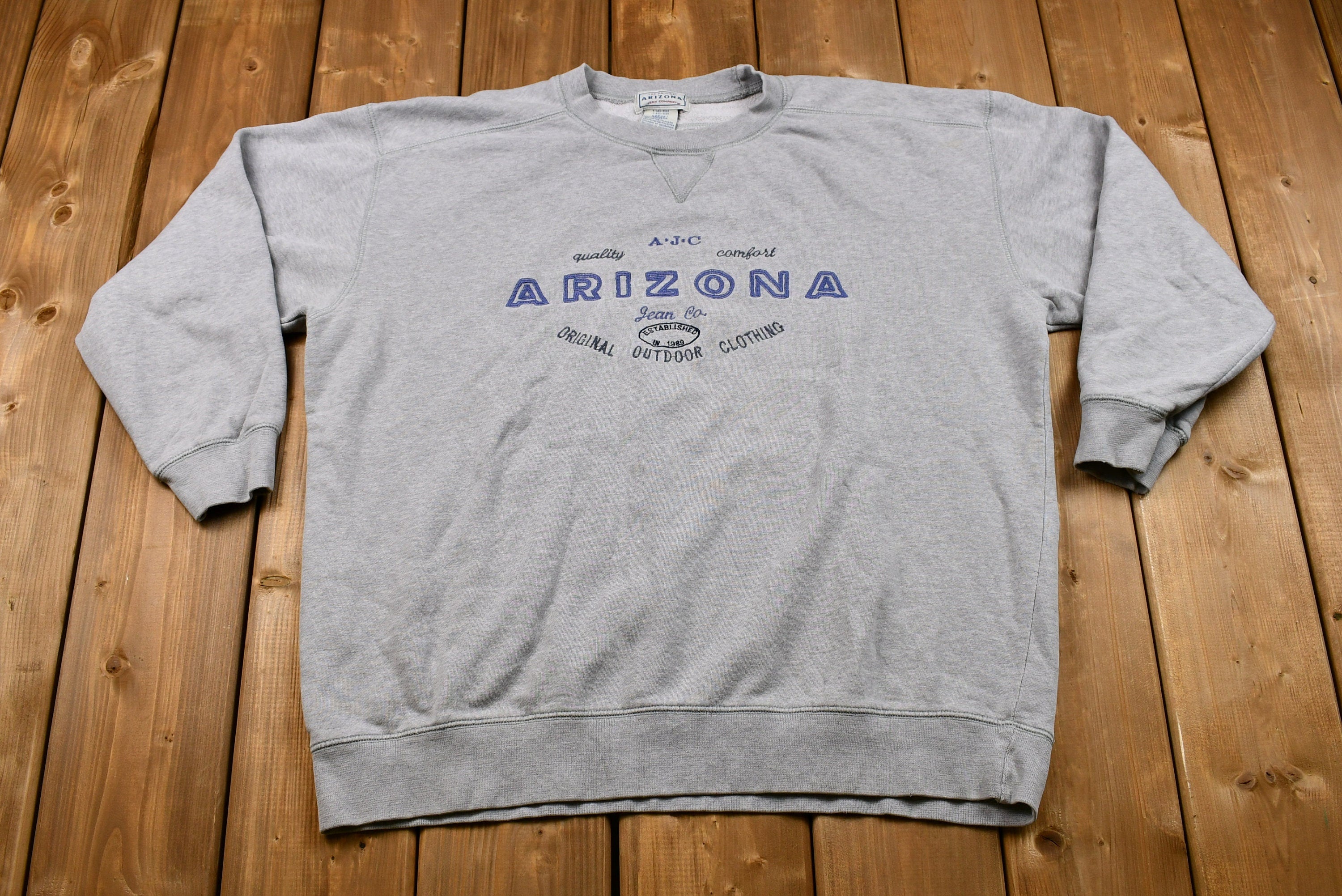 Vintage 1990s Embroidered Arizona Crewneck Sweatshirt  90s Streetwear Fashion  Vacation Tee  Travel & Tourism
