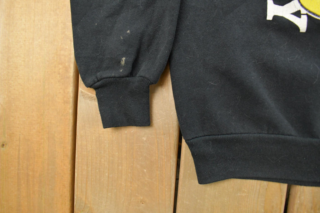Vintage 1990s Mickey Mouse Disney Crewneck Sweater Men's Small