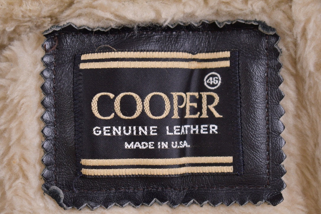 Vintage 1980s Cooper Leather Aviator Jacket / Fur Collar and Lining / Fall Outerwear / Leather Coat / Winter Outerwear / Streetwear Fashion