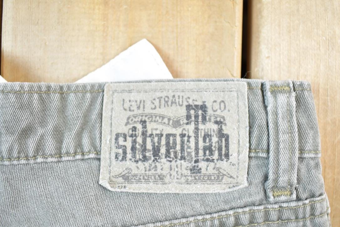 Vintage 1990s Levi Strauss SilverTab Denim Chinos Size 30 x 30 Made In USA