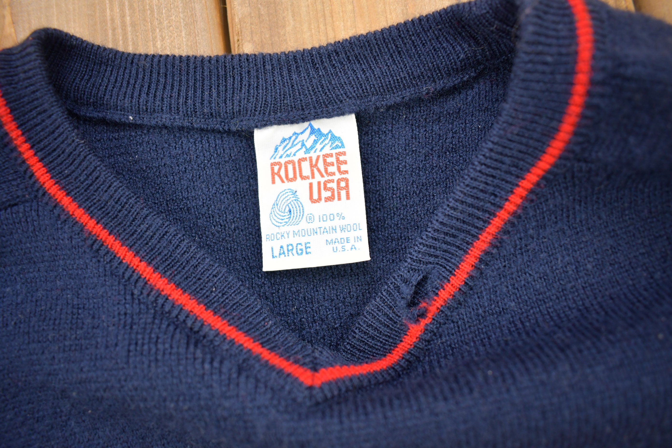 Vintage 1980s Rockee USA 100% Rocky Mountain Wool Knitted Sweater