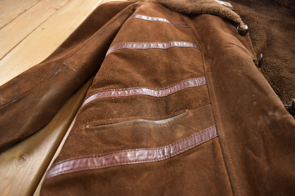Vintage 1980s Pioneer Wear Authentic Shearling Jacket Made In USA Size 42L