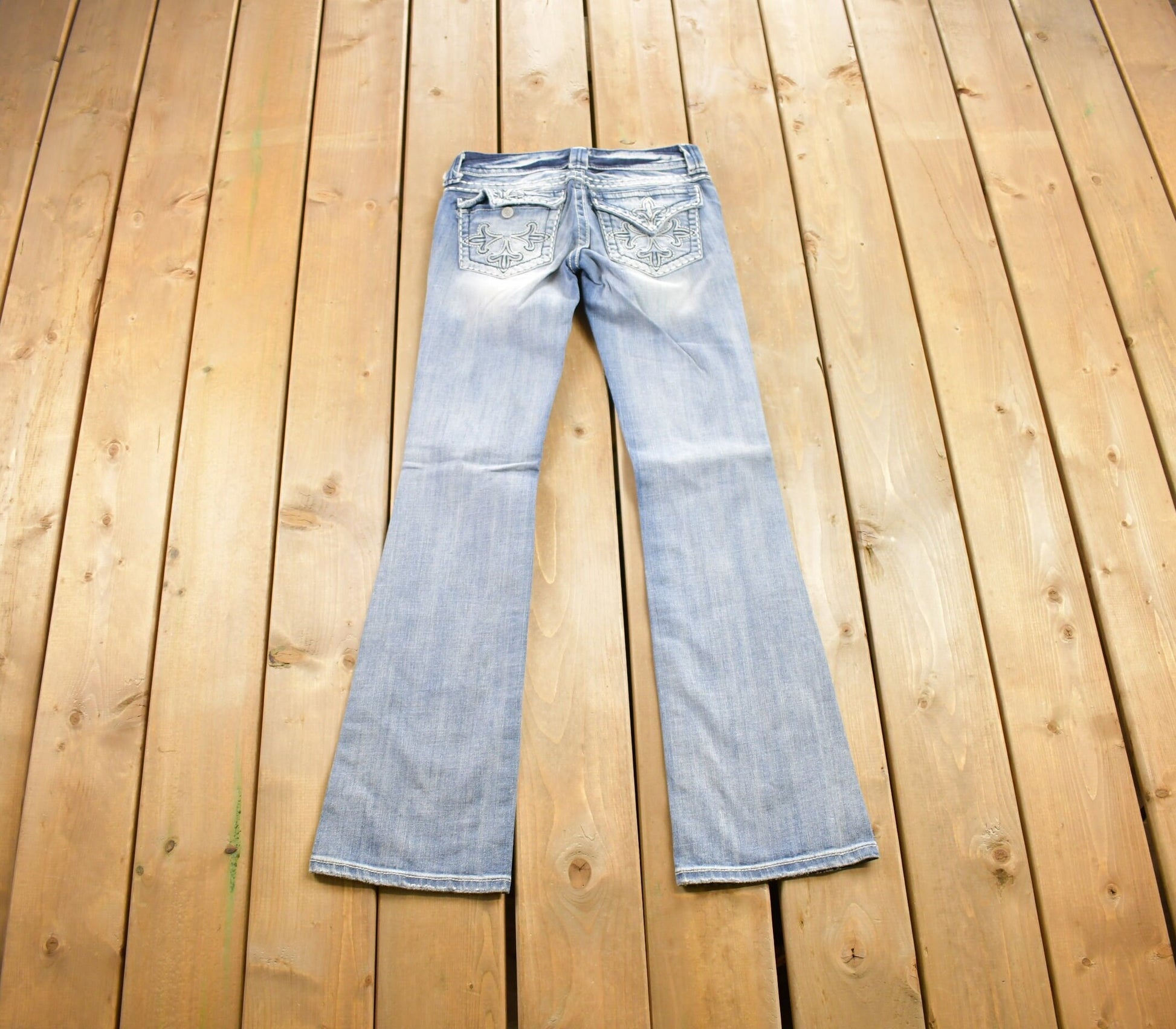 Vintage Y2K Miss Me Bedazzled Low Rise Jeans Size 26x32