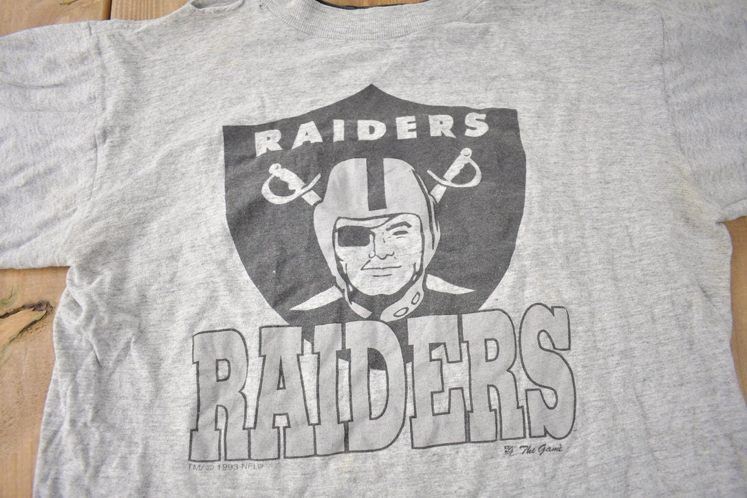 Vintage 1993 Los Angeles Raiders NFL Graphic T-Shirt Made In USA