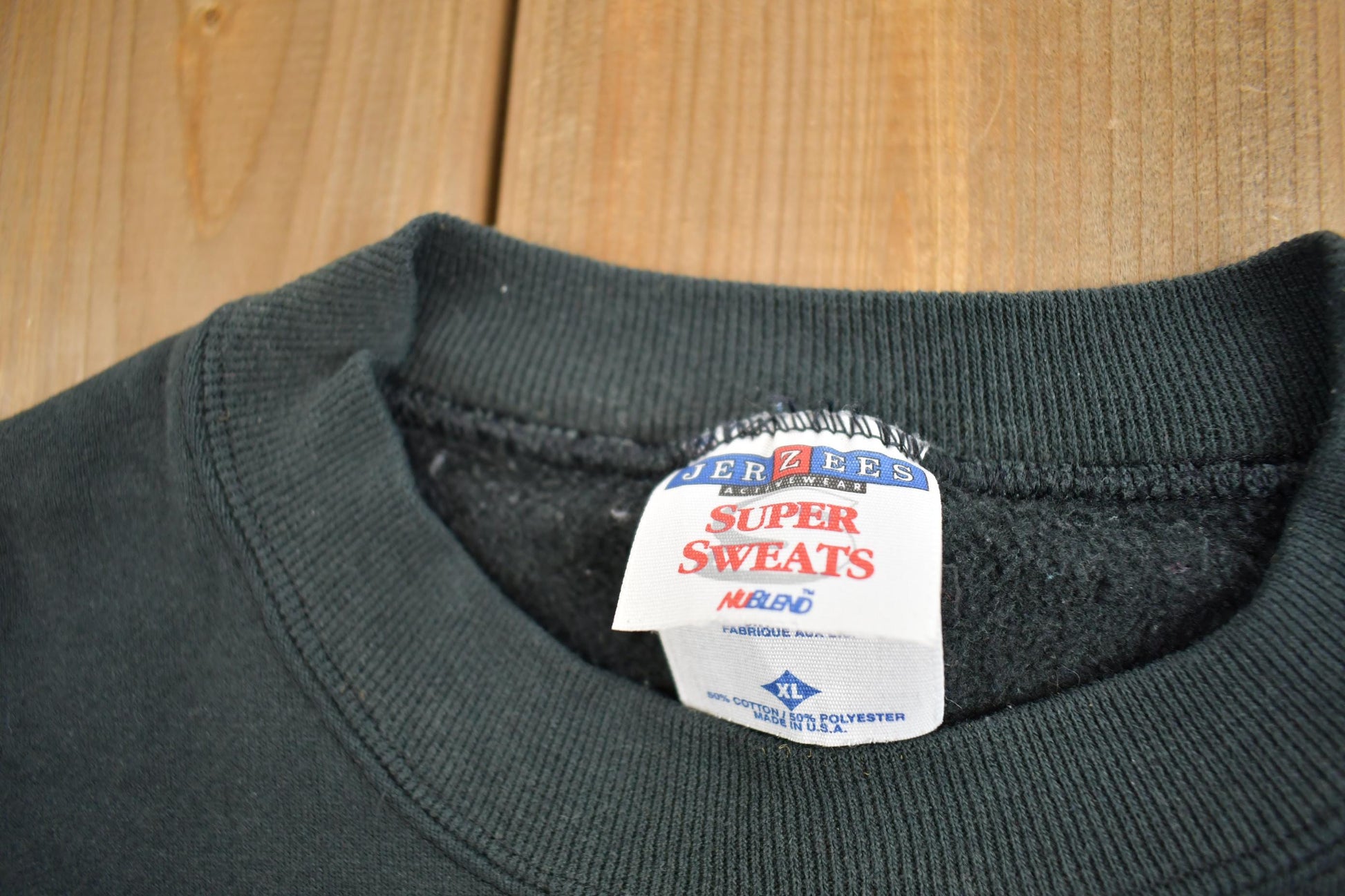 Vintage 1990s Dunkirk Ladies Aux Fire Dept Embroidered Souvenir Travel Crewneck Sweatshirt Made In USA