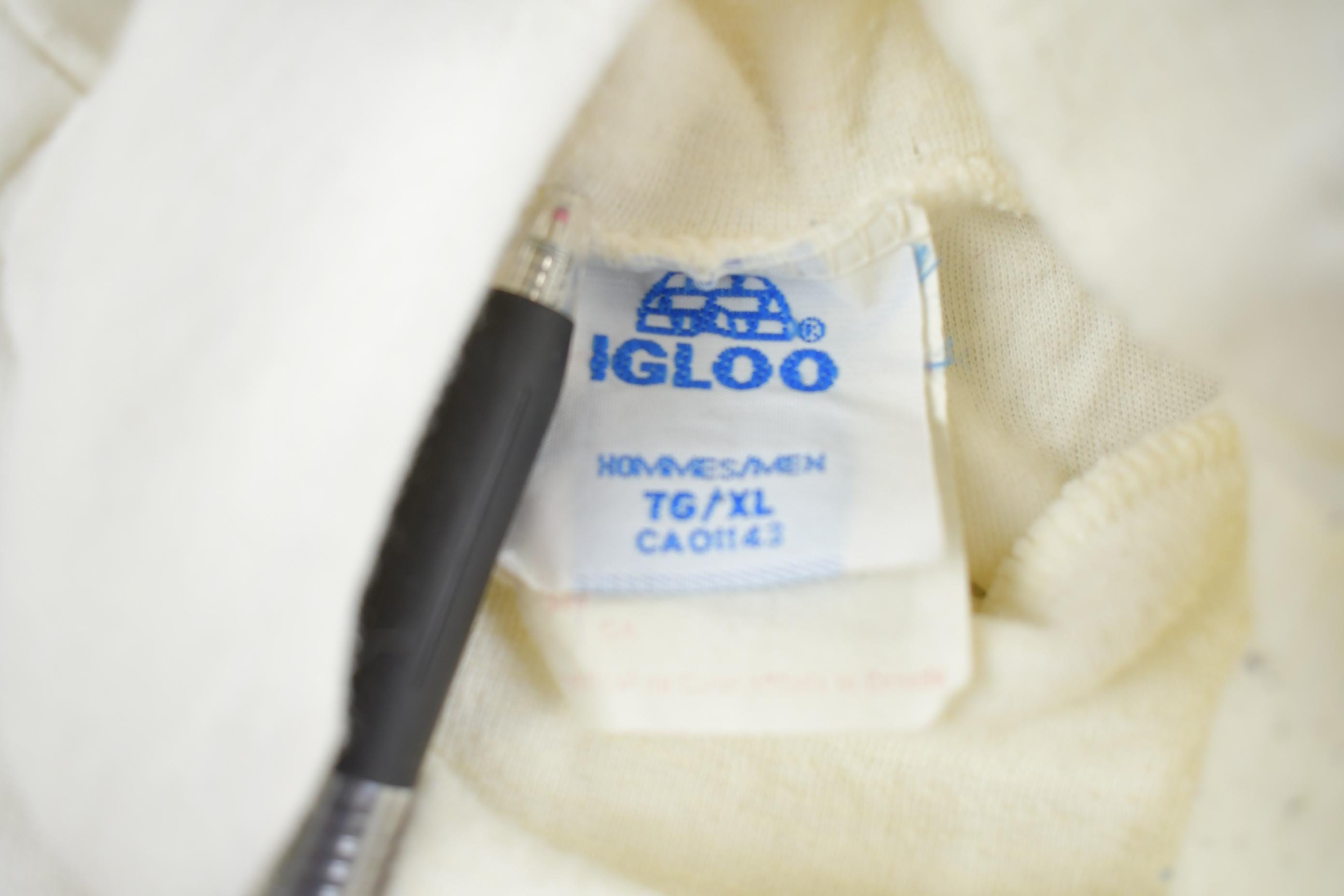 Vintage 1990s Igloo Winter Sports Turtle Neck
