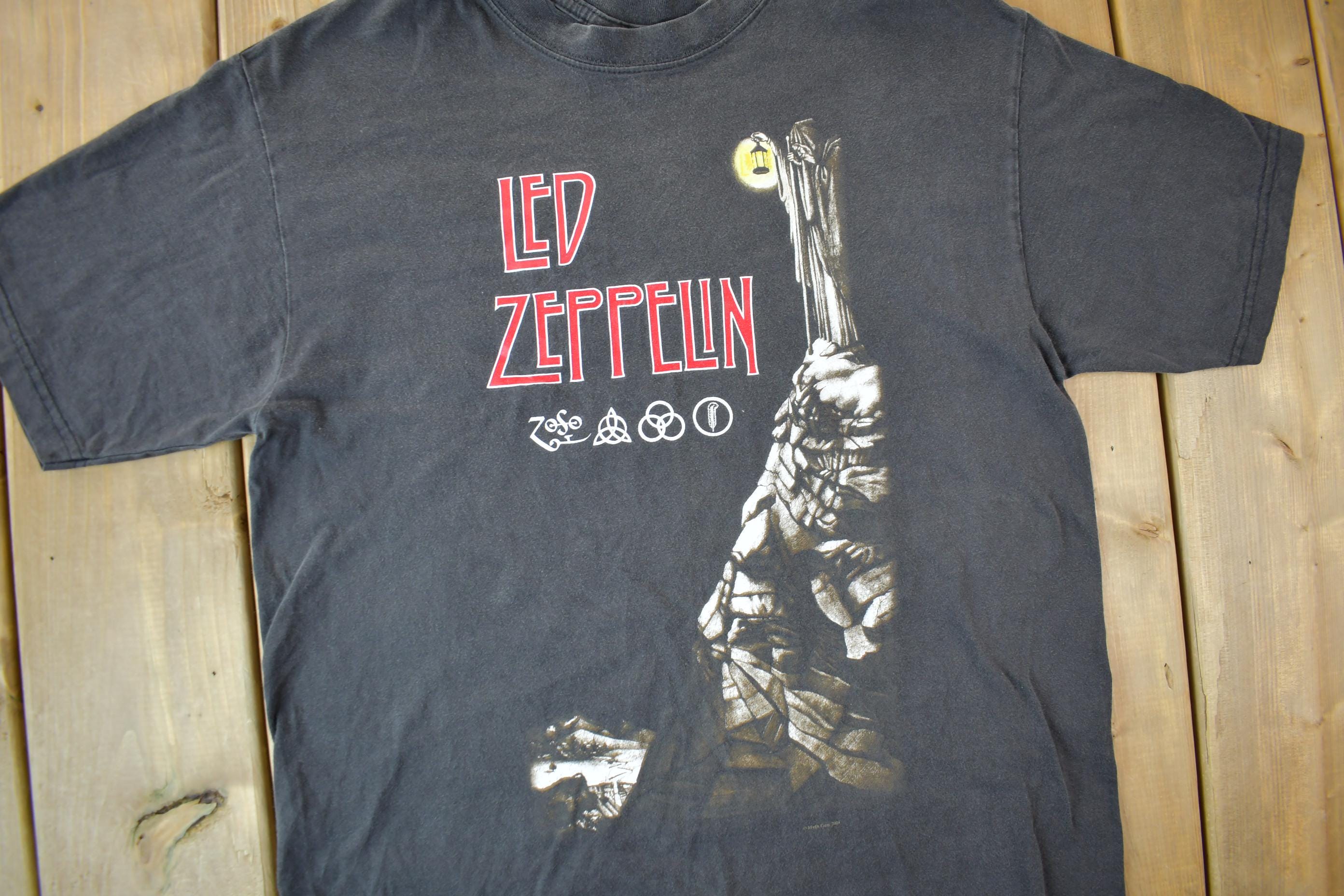Vintage 2004 Led Zeppelin Zoso Graphic Artimonde Band Tee