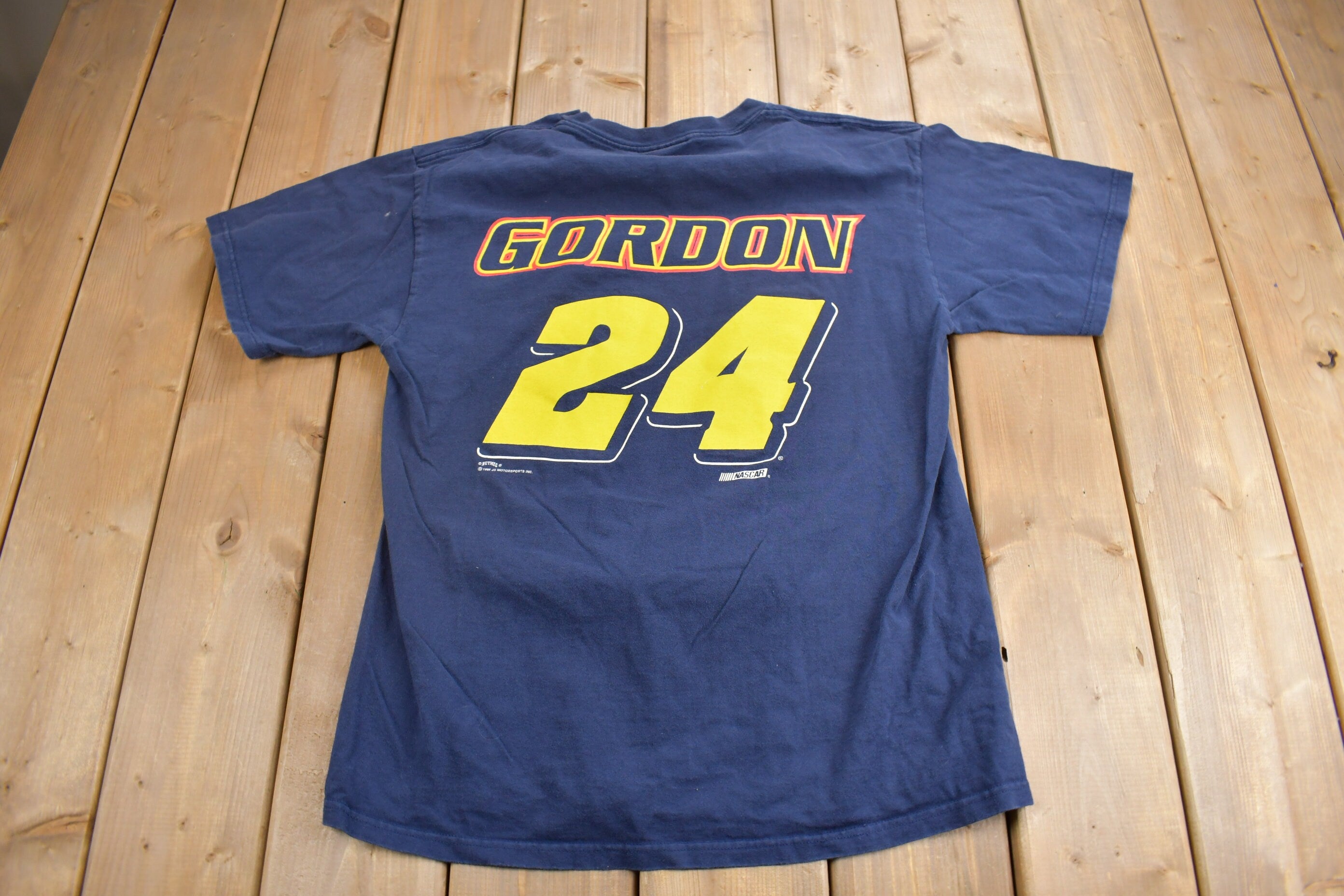 Vintage 1998 Jeff Gordon Dupont NASCAR Racing T-Shirt