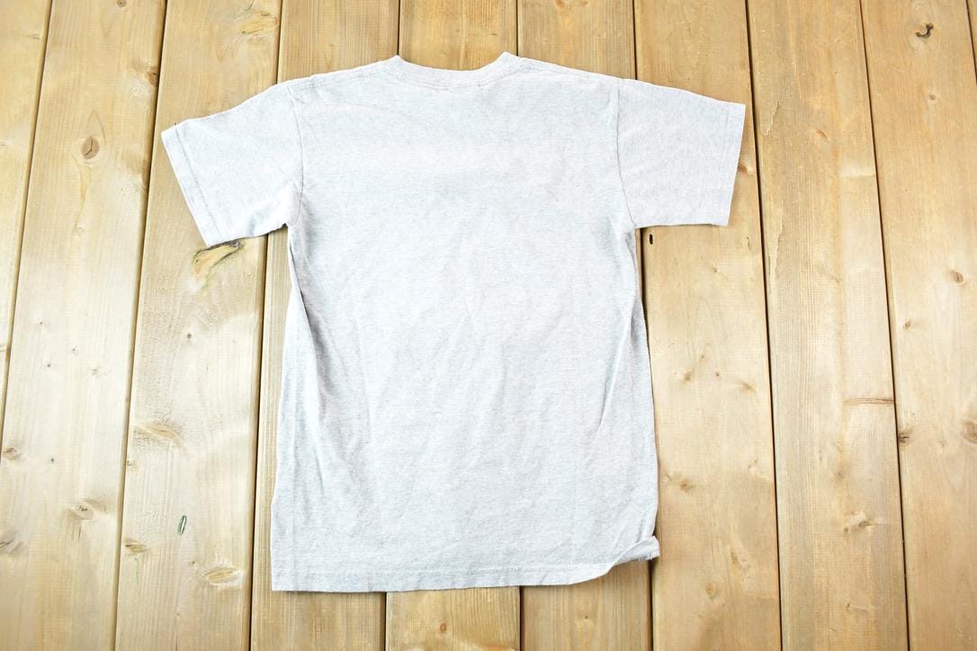 Vintage 1990s Bite Me Gatorama Souvenir T-Shirt Youth L