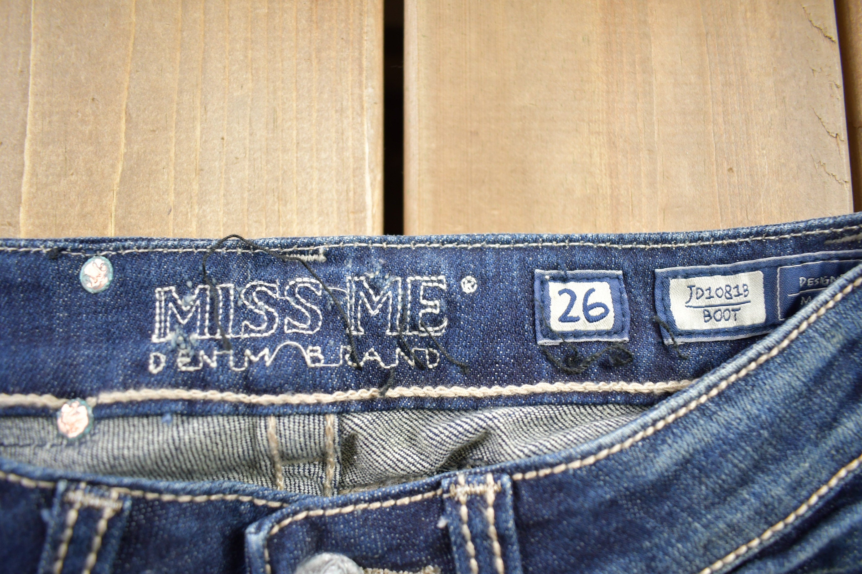 Vintage Y2K Miss Me Bedazzled Low Rise Jeans Size 26x33