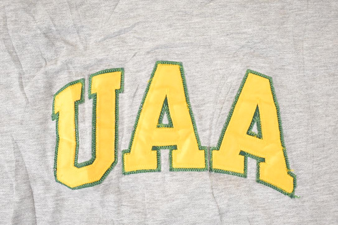 Vintage 1990s Jansport UAA Embroidered Collegiate Crewneck Sweatshirt Men's XL