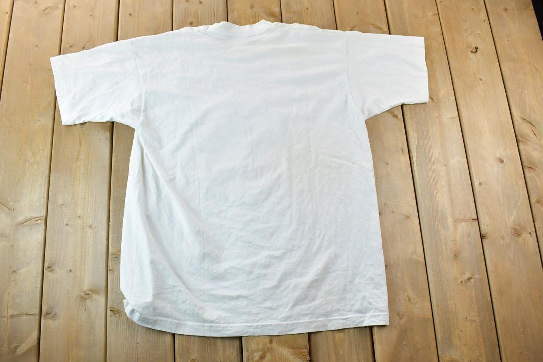 Vintage 1996 Bulldog Be Nice Graphic T-Shirt