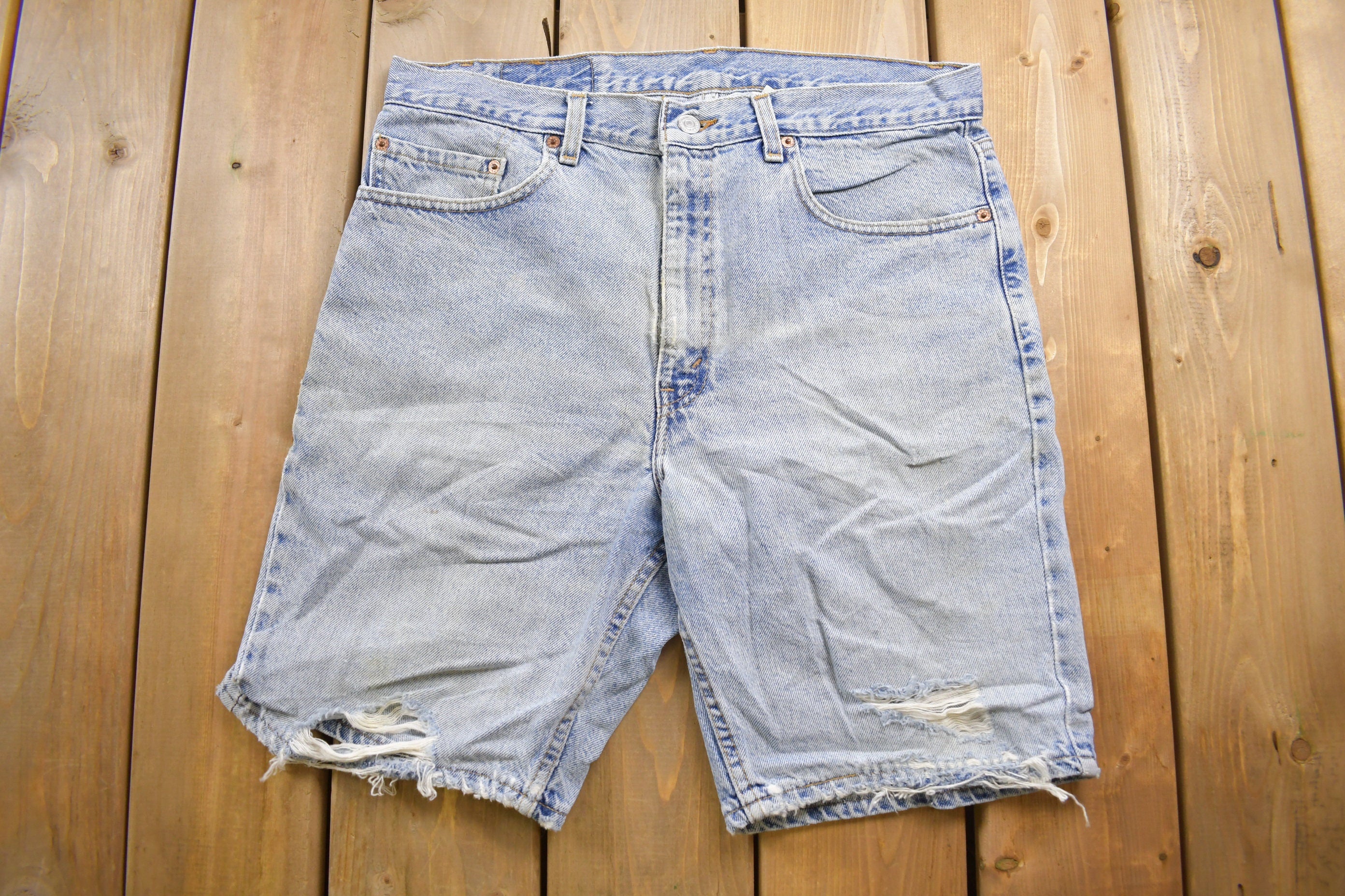 Vintage 1990s Levi's 505 Red Tab Jean Shorts Size 34