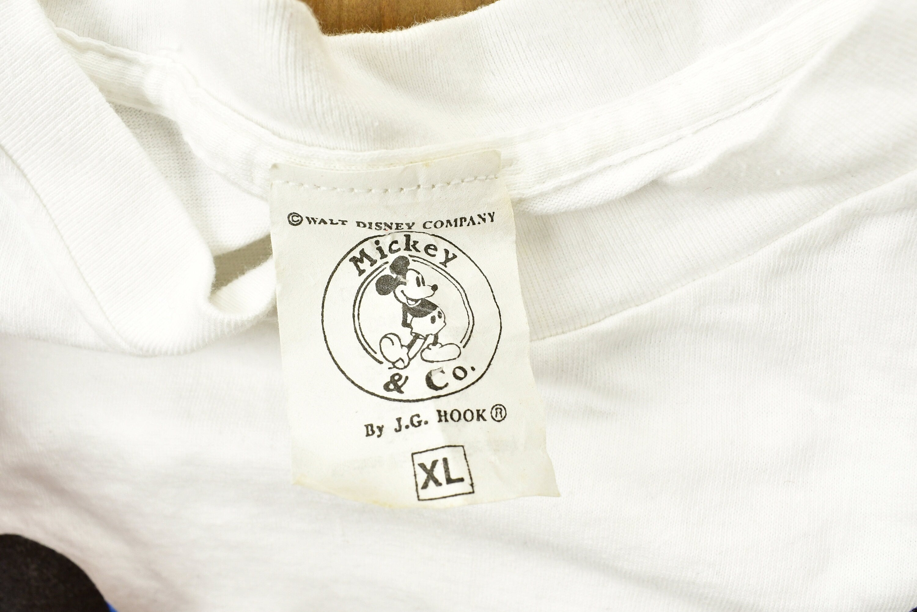 Vintage 90's Mickey Mouse Disney Graphic T-shirt