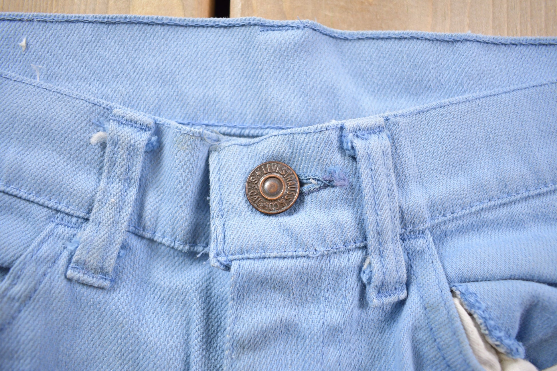 Vintage 1960s Levi's Black Tab Light Wash Jeans Size 28 x 29  Vintage Denim  True Vintage  Vintage Levi's  Big E Denim