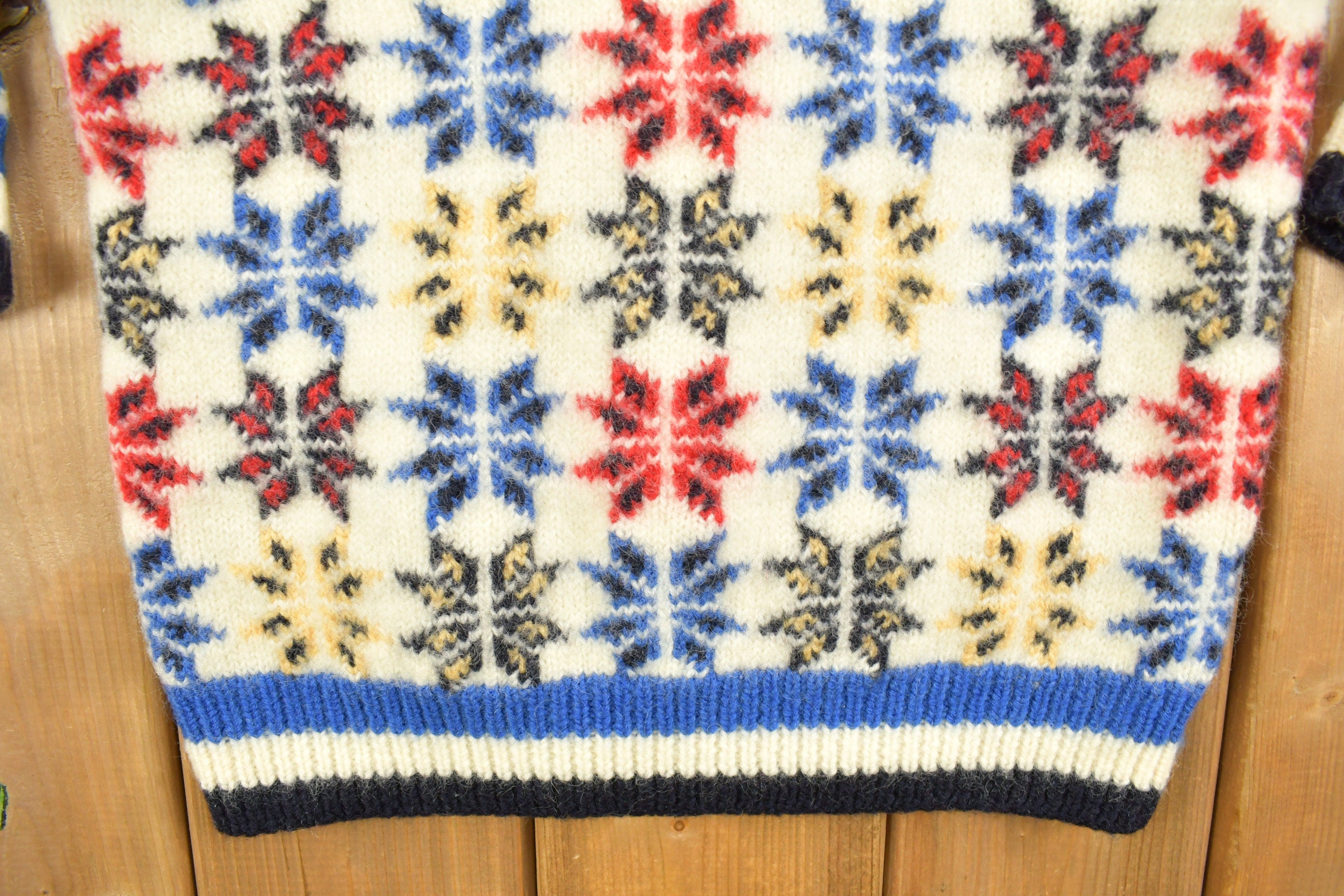 Vintage 1990s Youth Knitted Crewneck Sweater