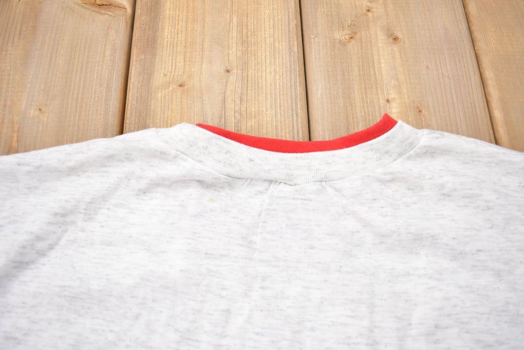 Vintage 1990s Canada Multiple Flags Graphic T-Shirt